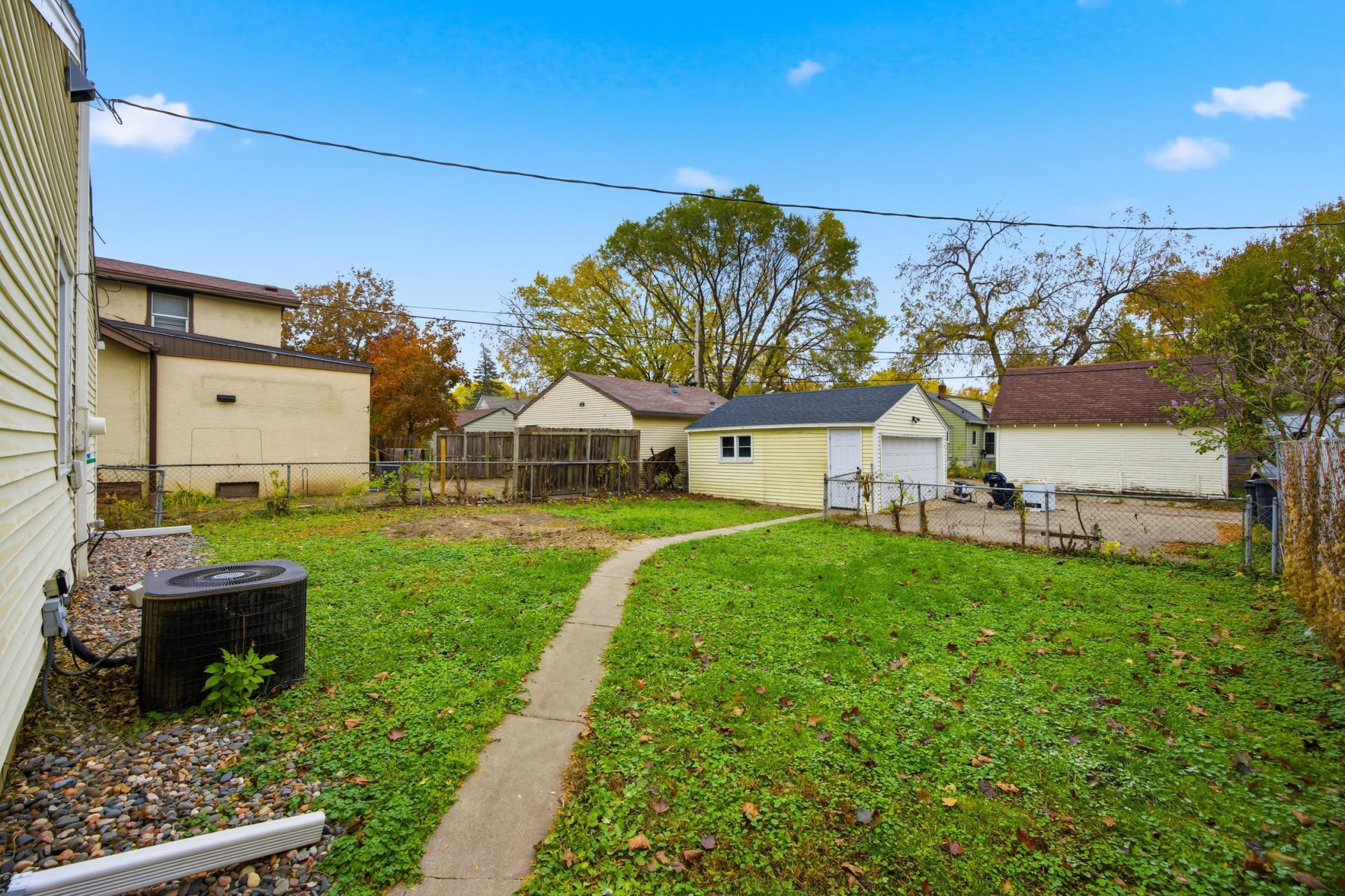 4110 Irving Avenue N