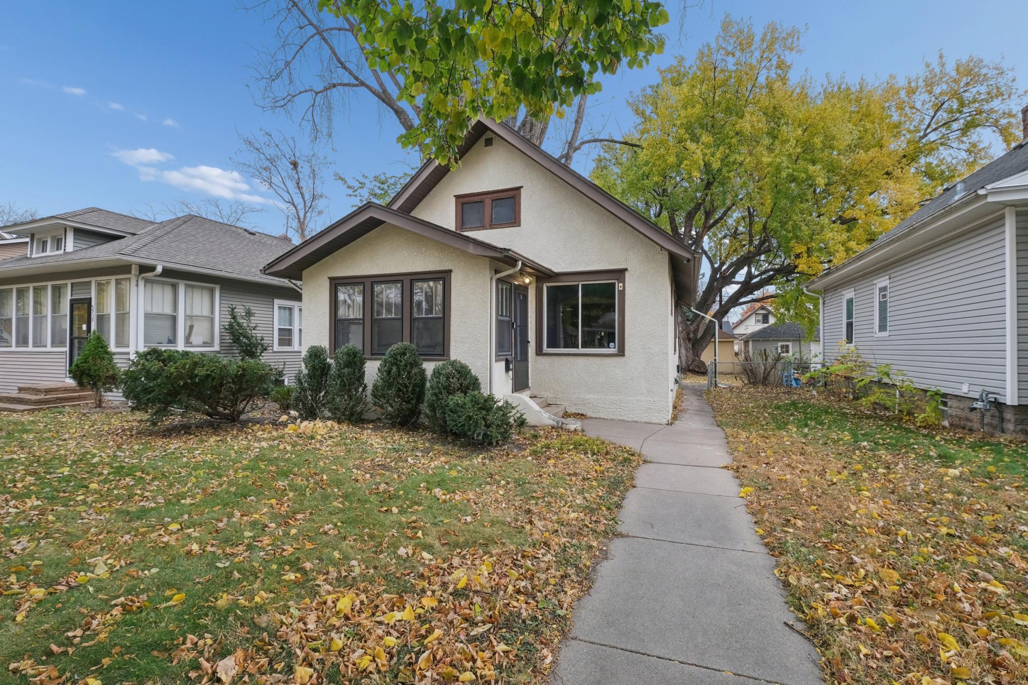 3934 Emerson Avenue N