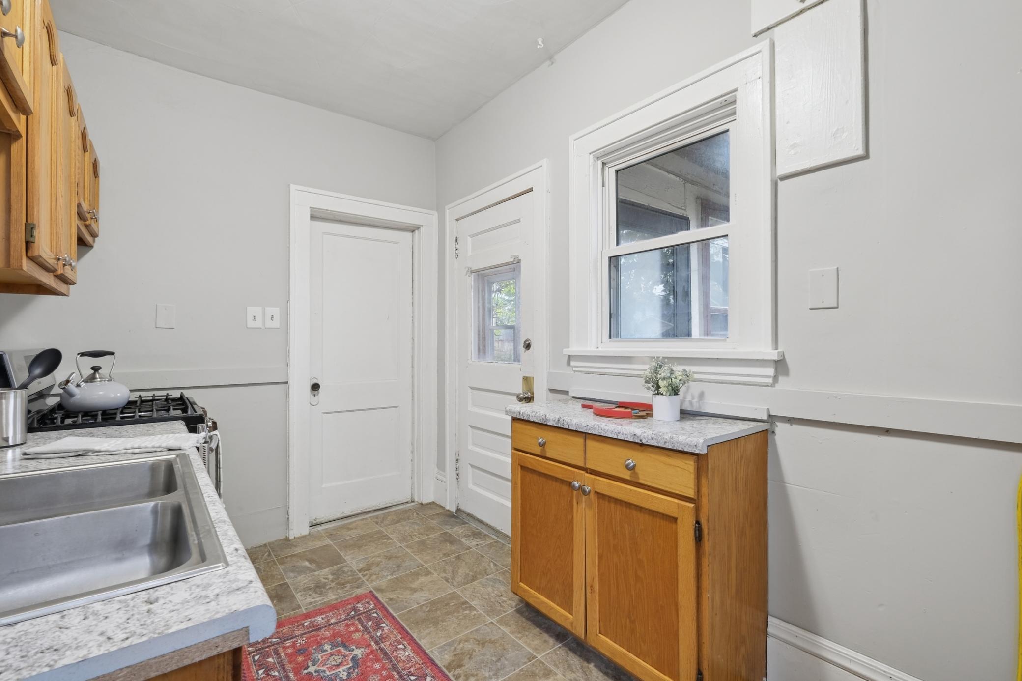 3934 Emerson Avenue N