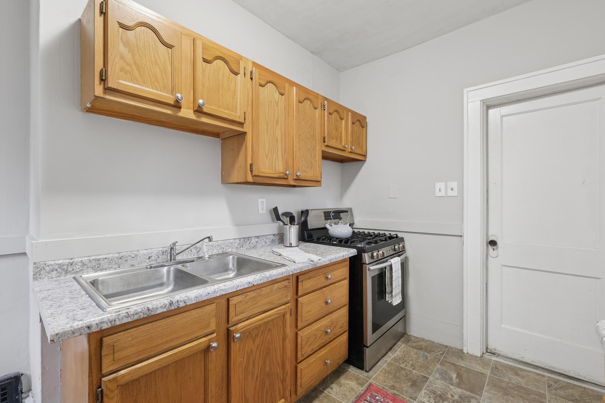 3934 Emerson Avenue N