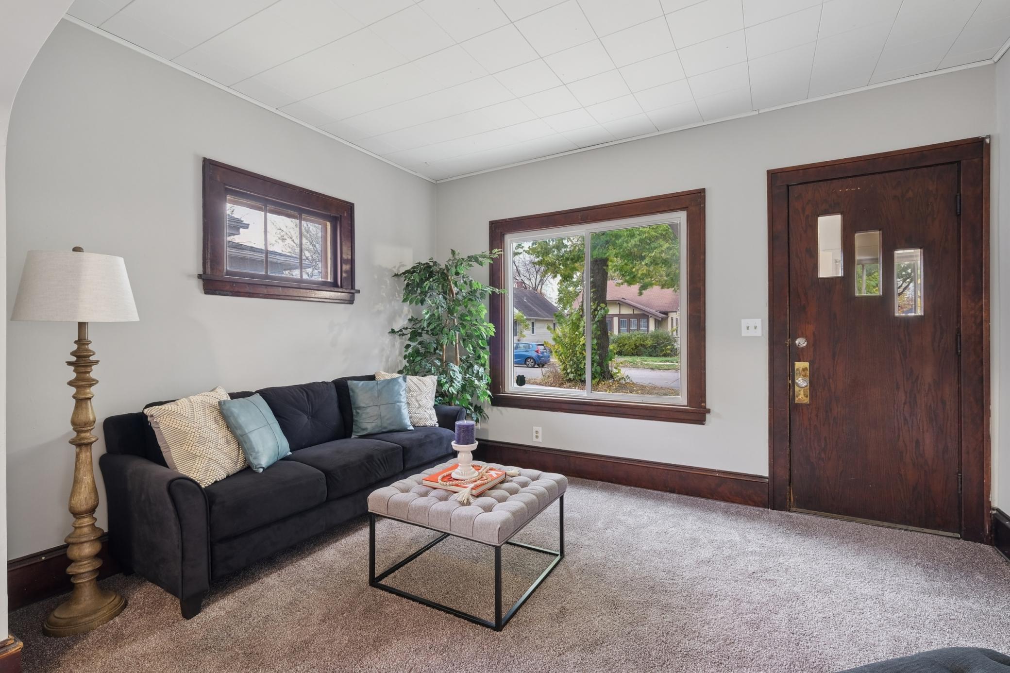 3934 Emerson Avenue N