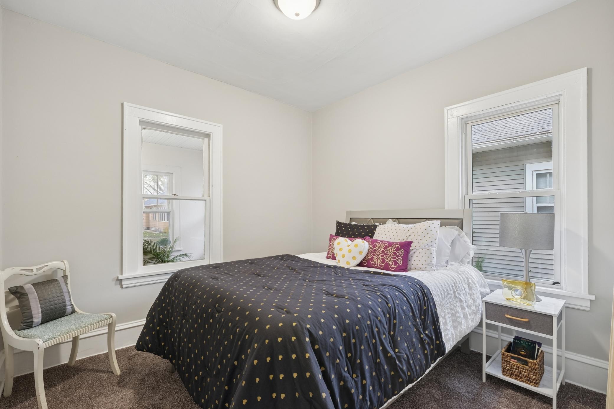 3934 Emerson Avenue N