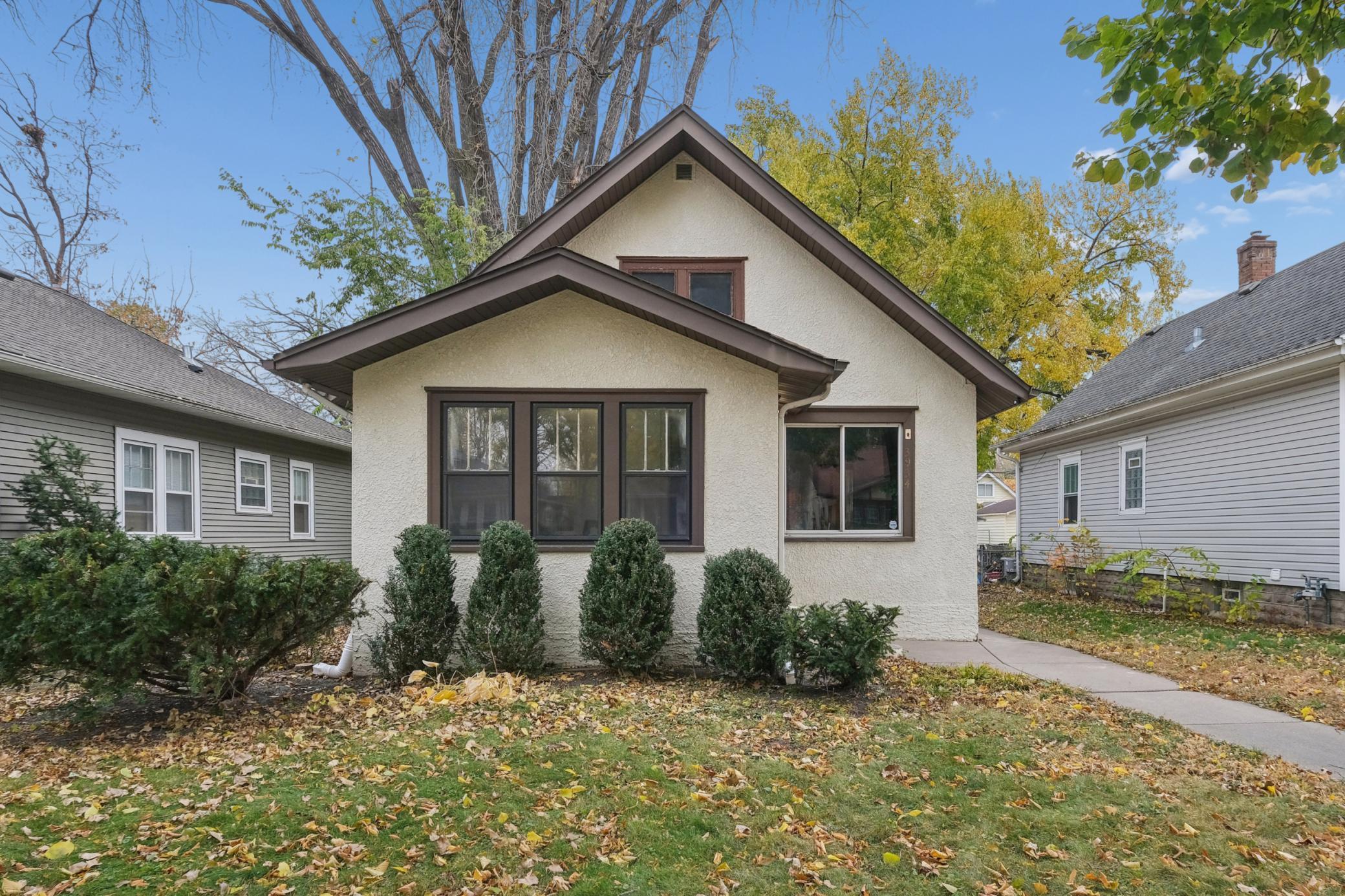 3934 Emerson Avenue N