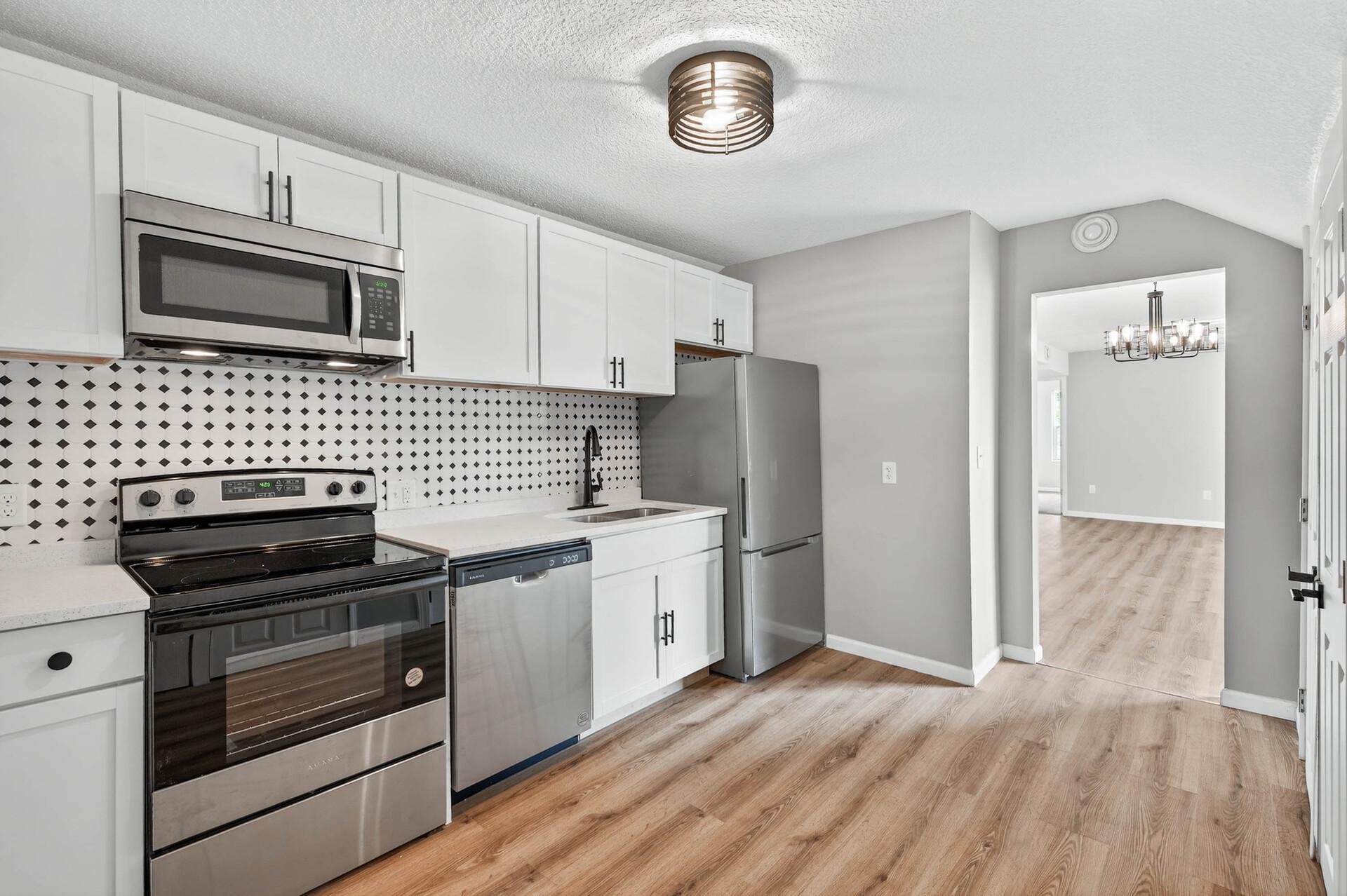 1235 Minnehaha Avenue E