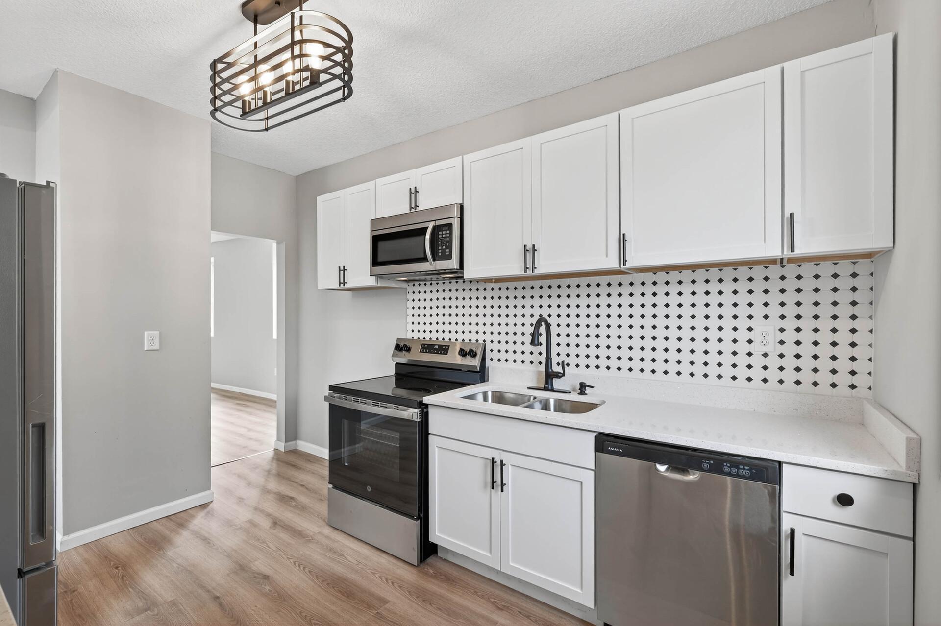 1235 Minnehaha Avenue E