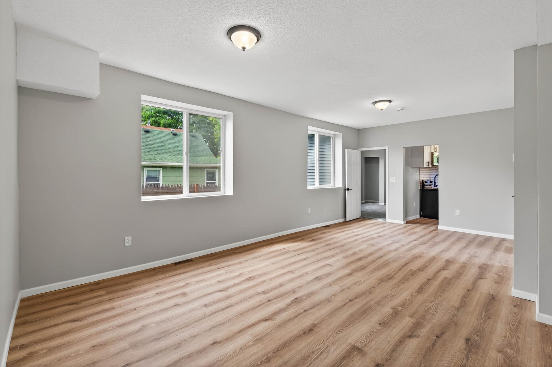 1235 Minnehaha Avenue E