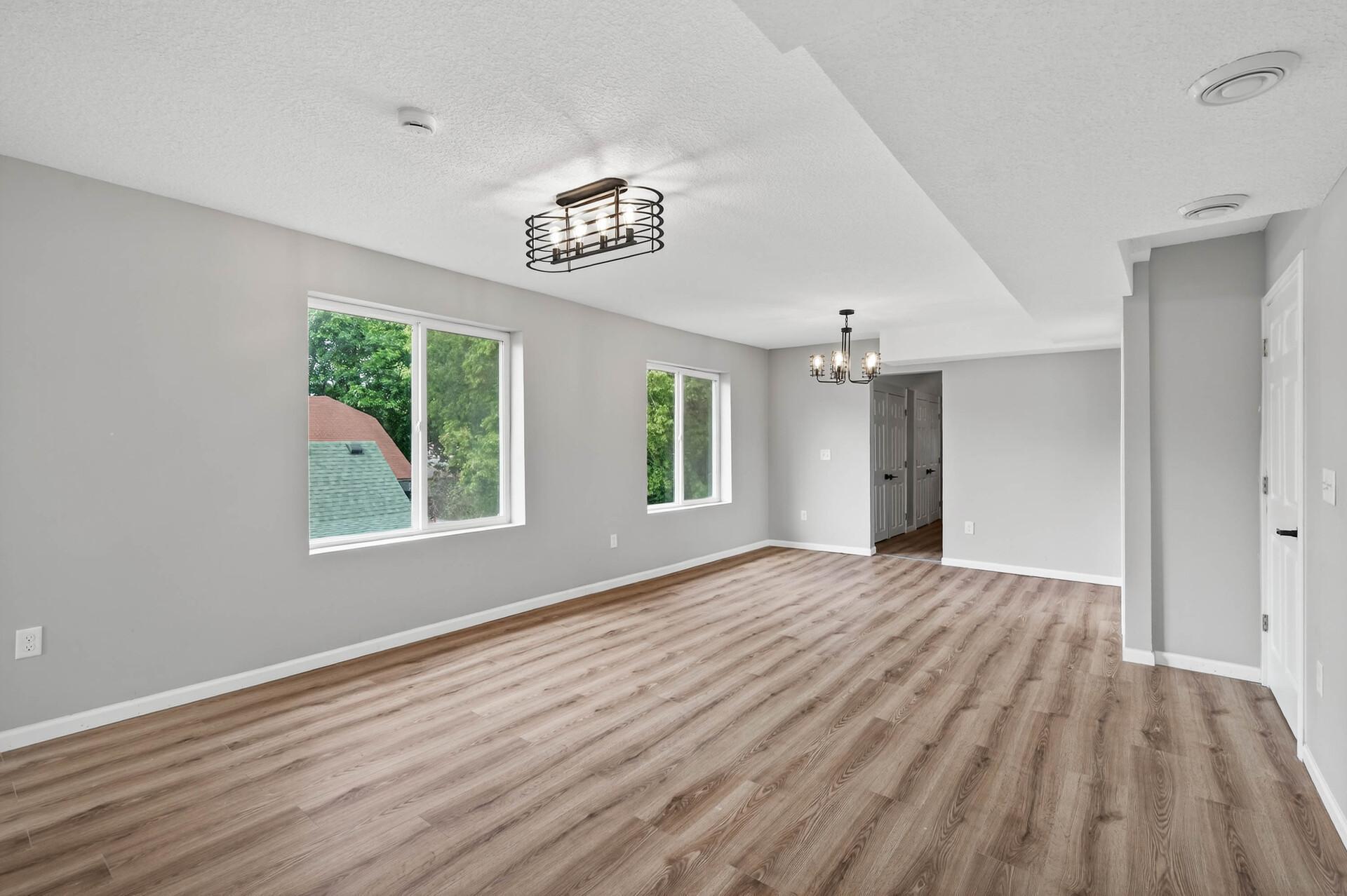 1235 Minnehaha Avenue E