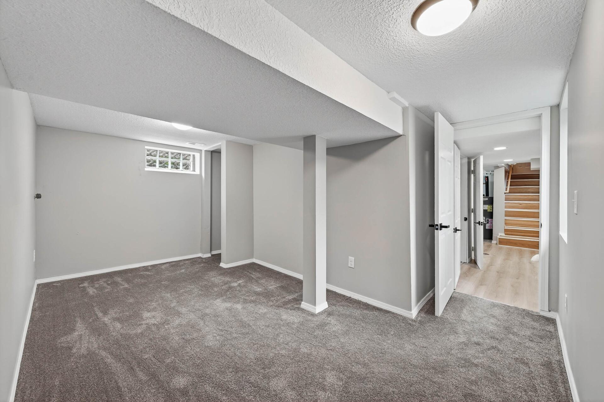 1235 Minnehaha Avenue E