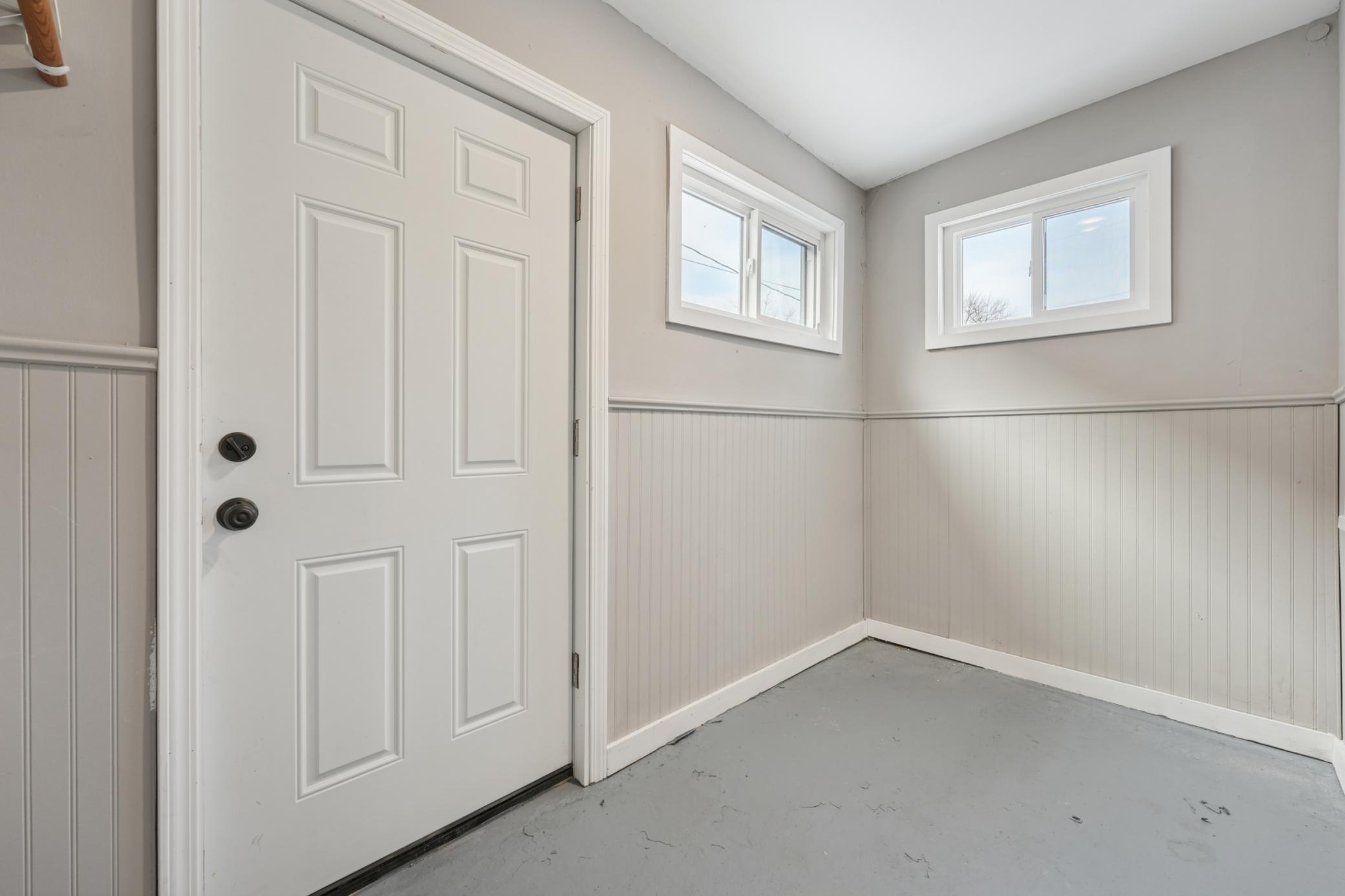 3619 Aldrich Avenue N