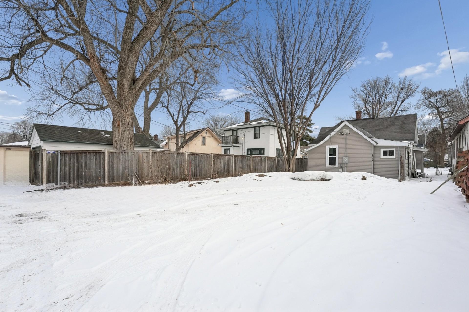 3619 Aldrich Avenue N