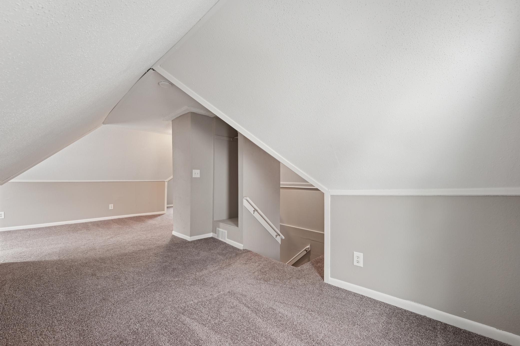 3619 Aldrich Avenue N