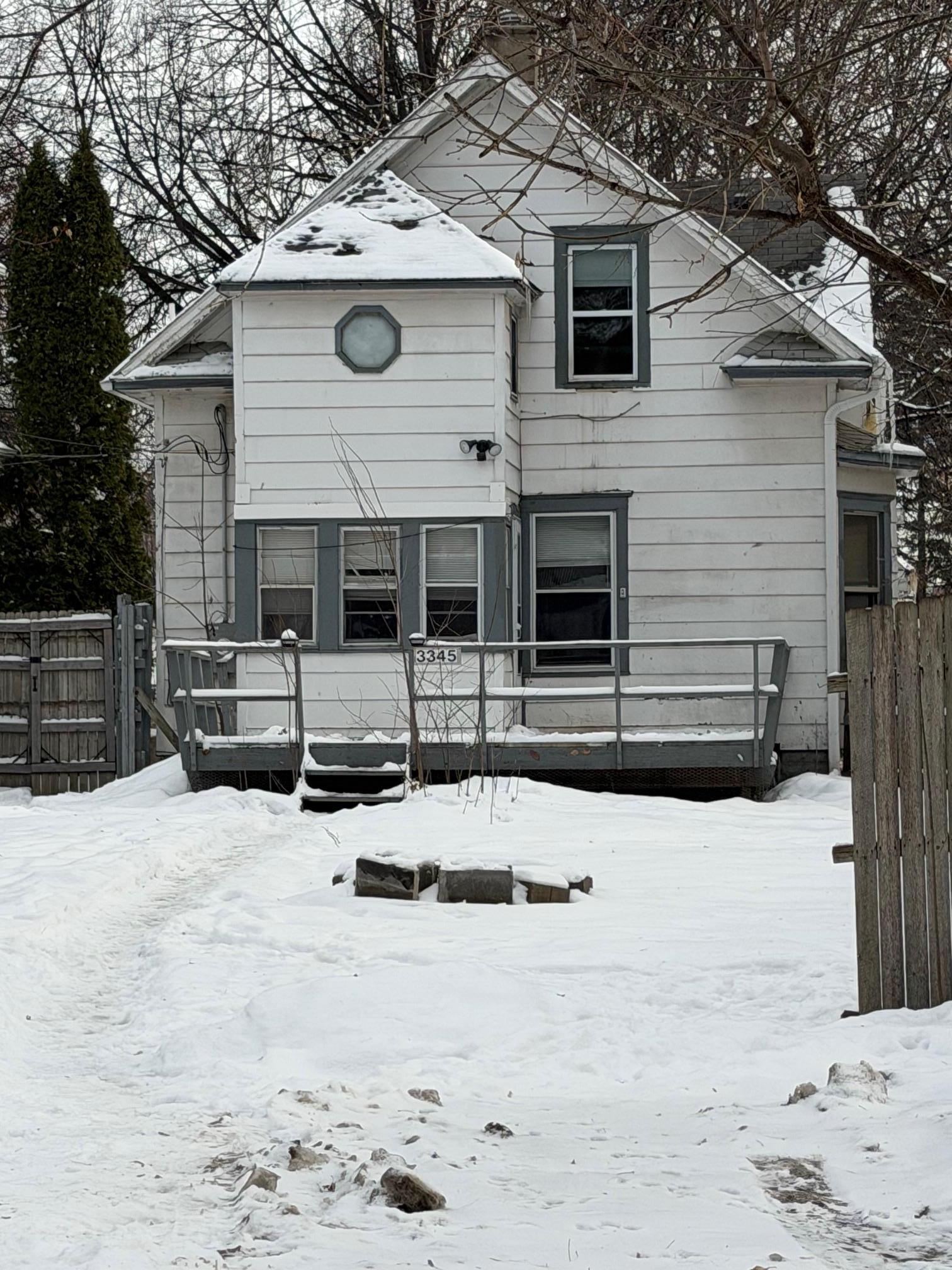 3345 N 6th Street