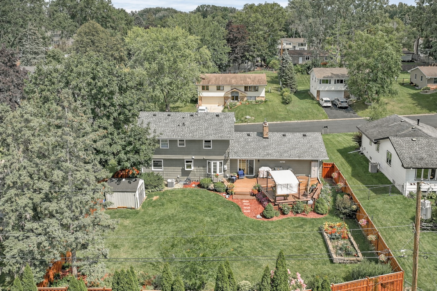 4425 Decatur Avenue N