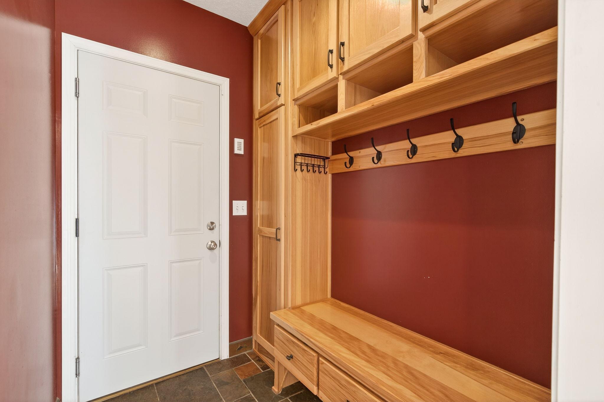 4425 Decatur Avenue N