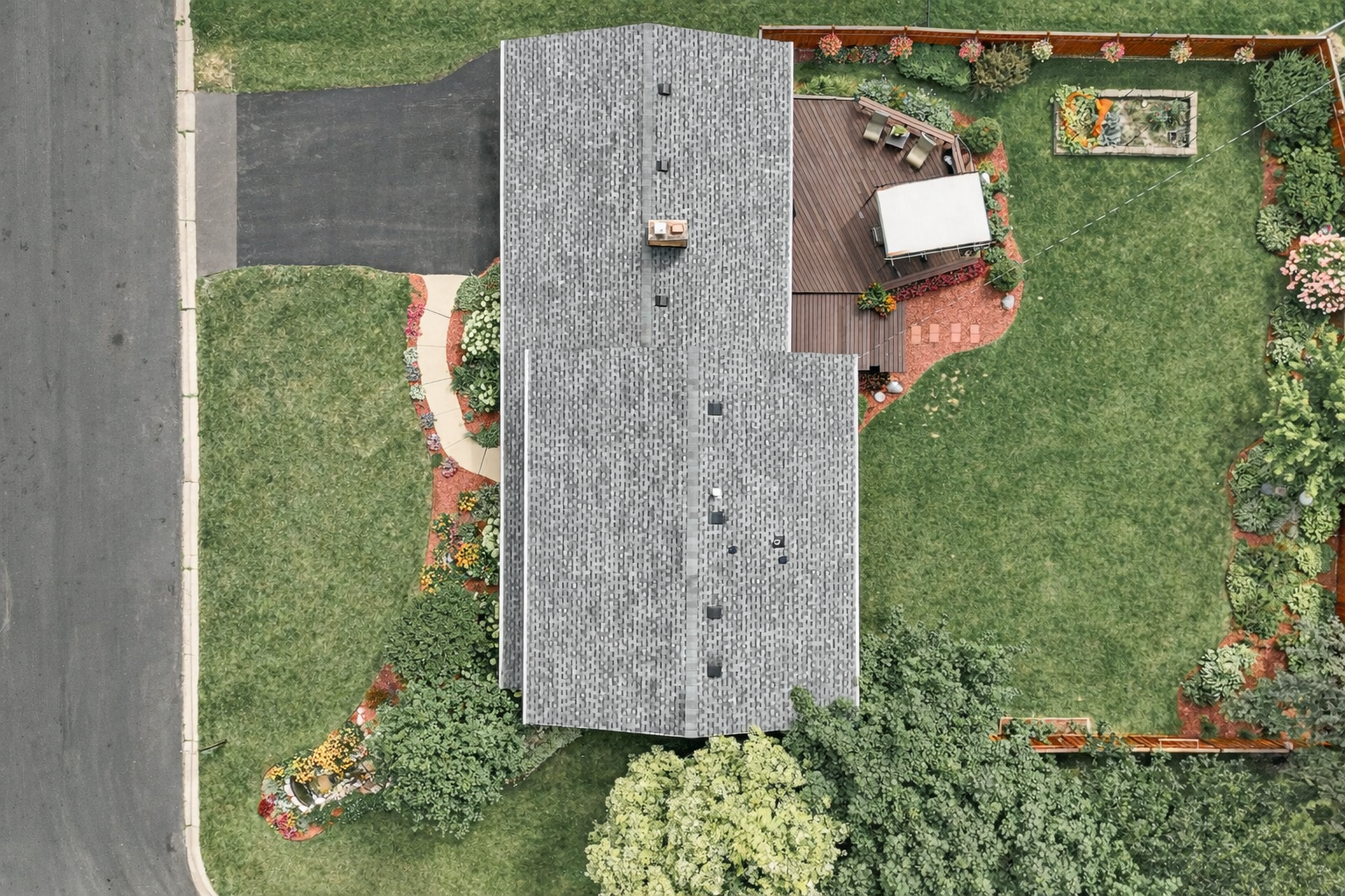 4425 Decatur Avenue N