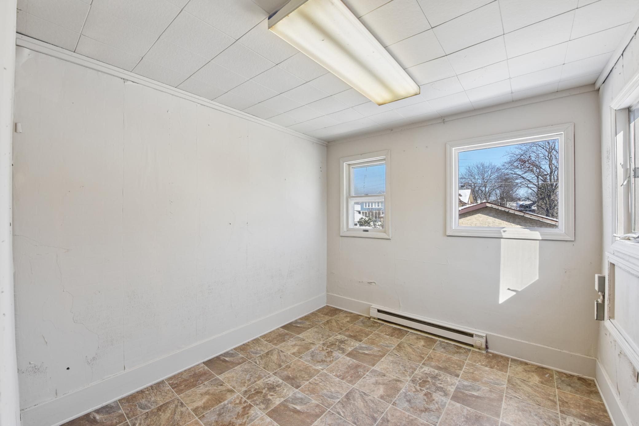 1237 5th Street E