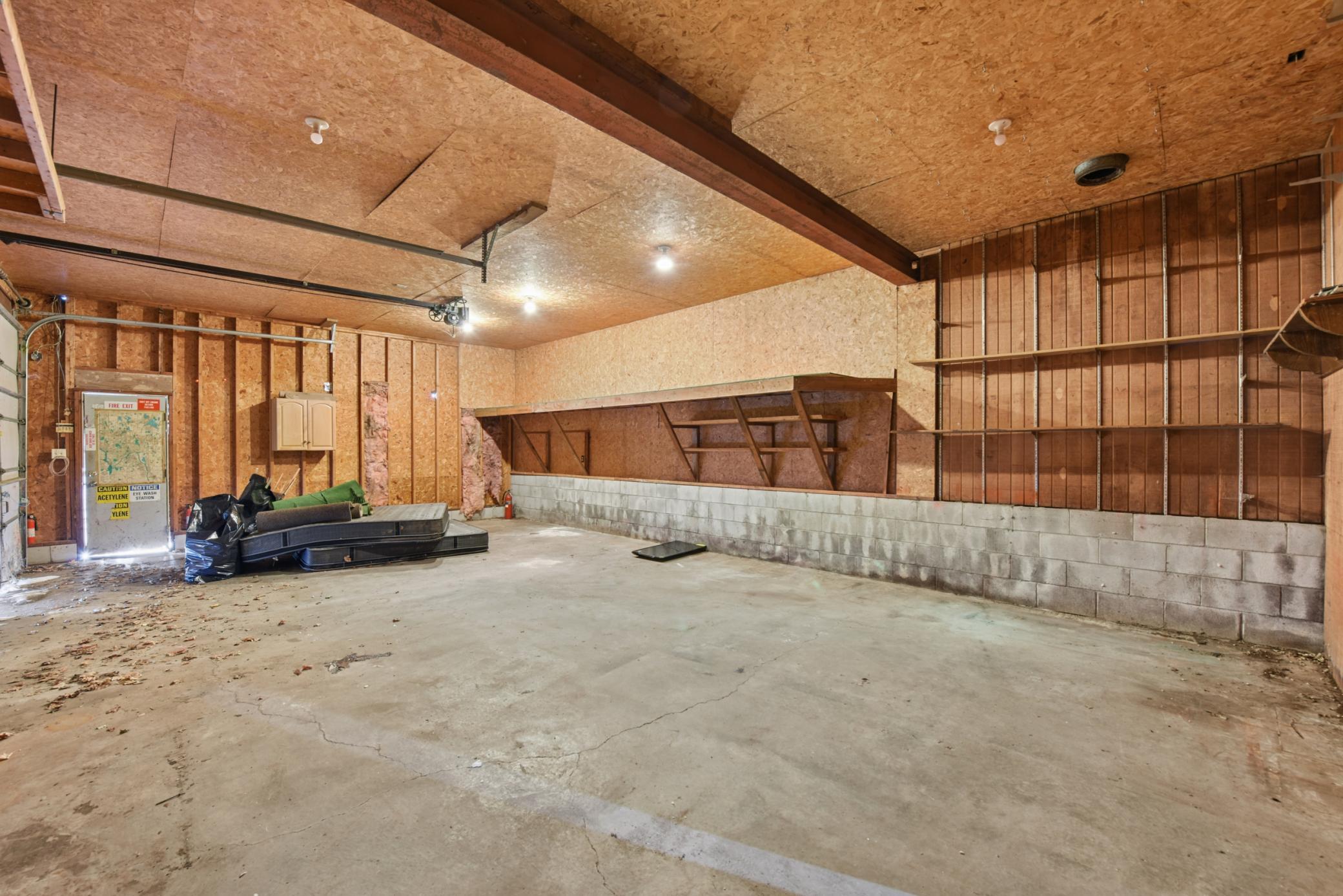1237 5th Street E