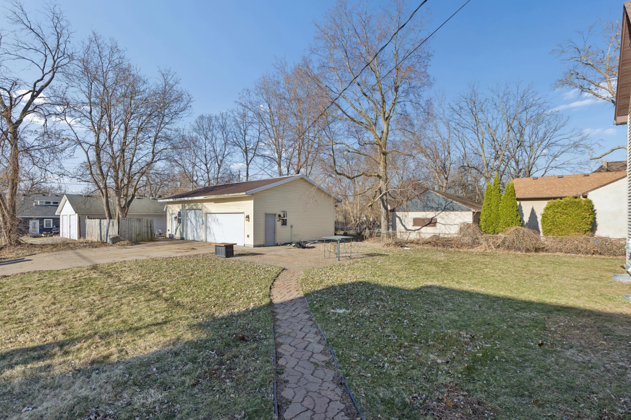 302 Benton Street