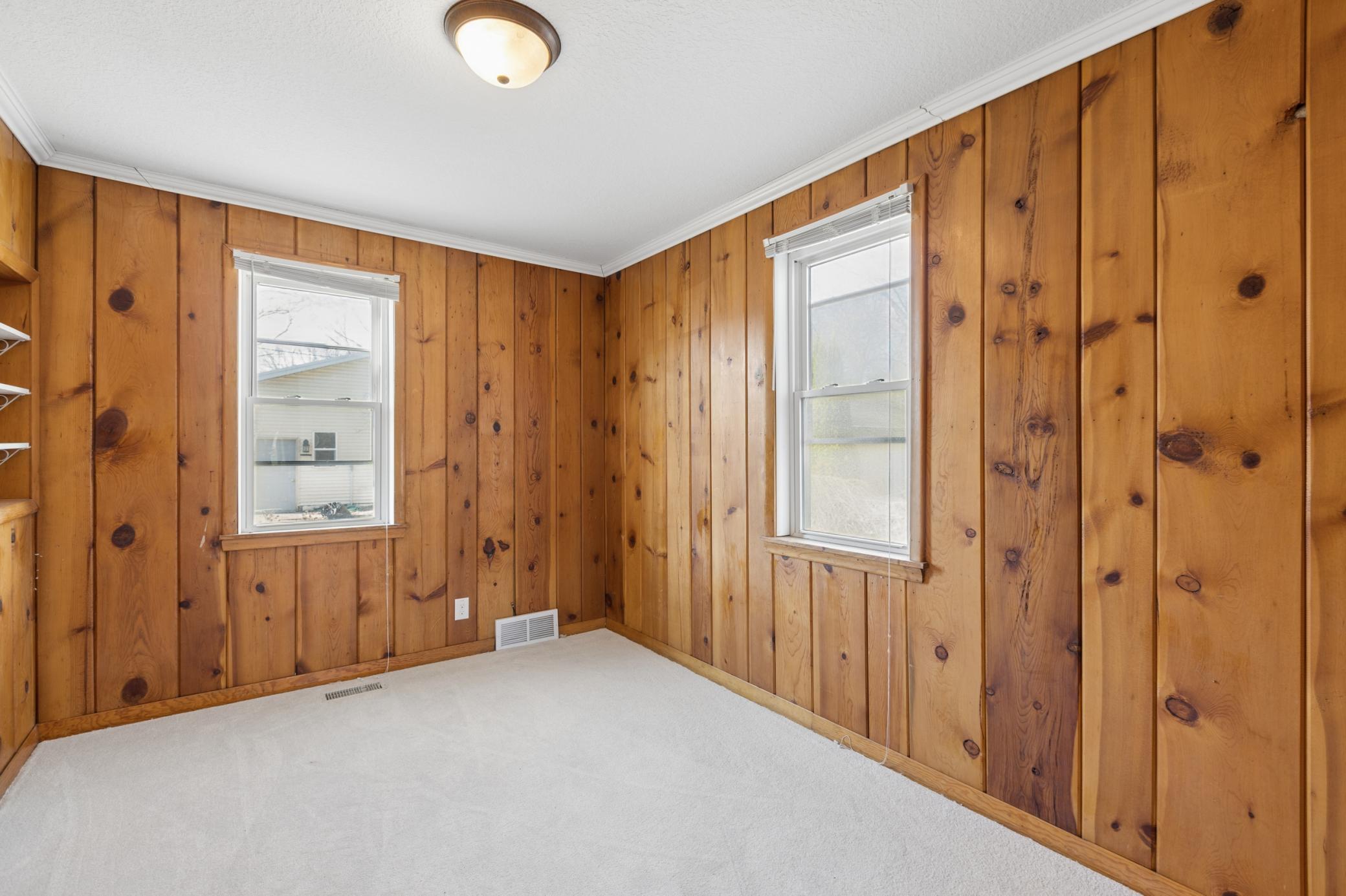 302 Benton Street