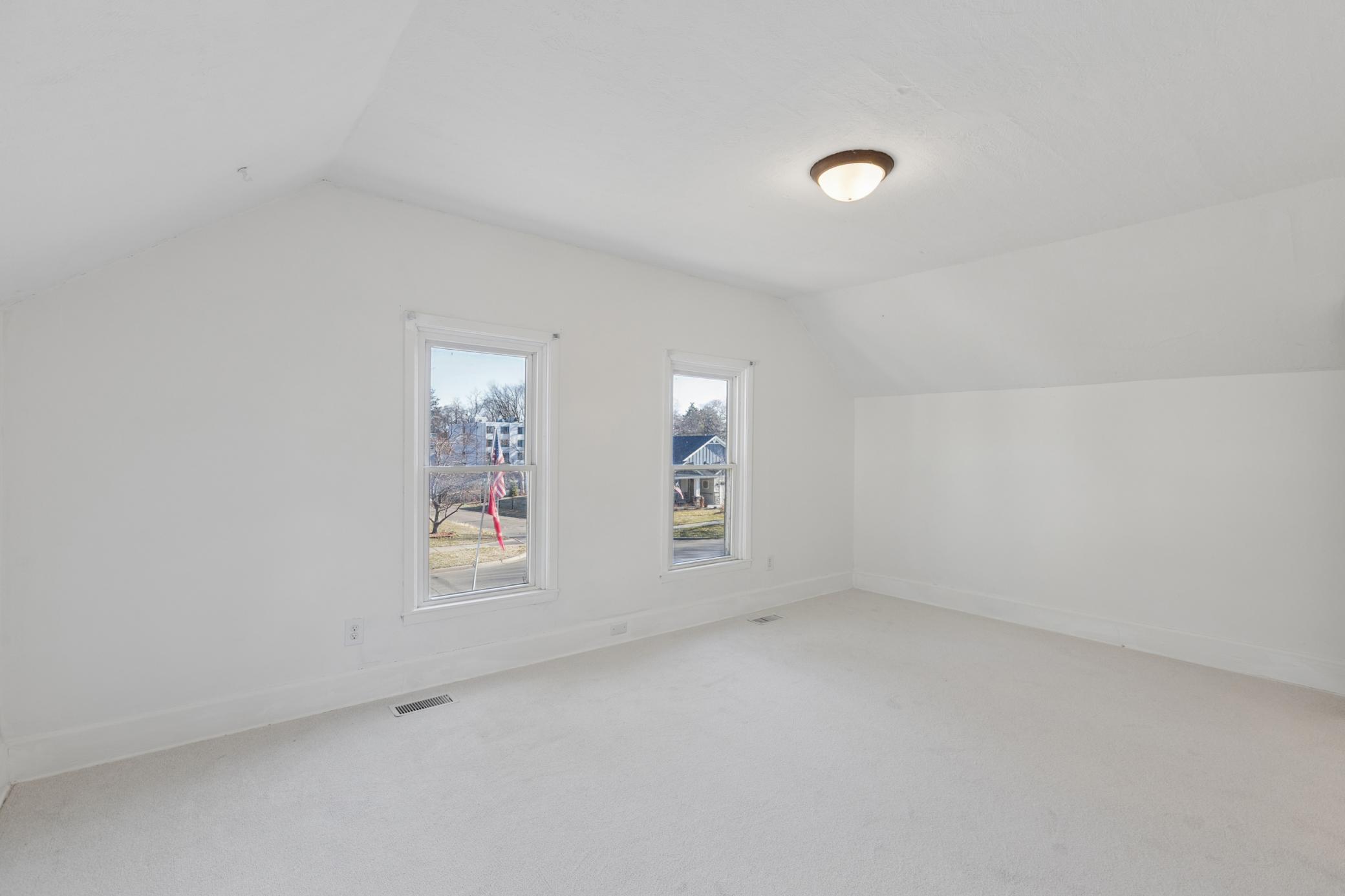 302 Benton Street