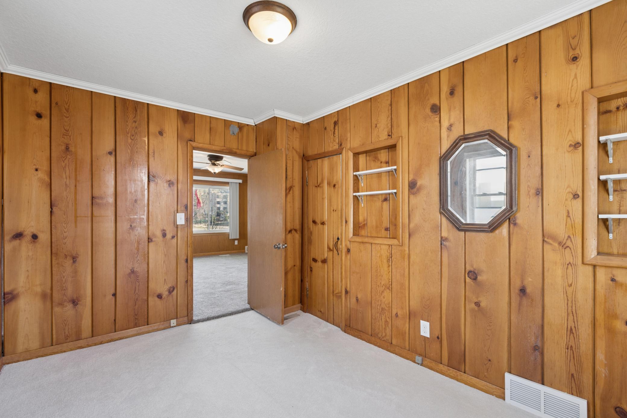 302 Benton Street
