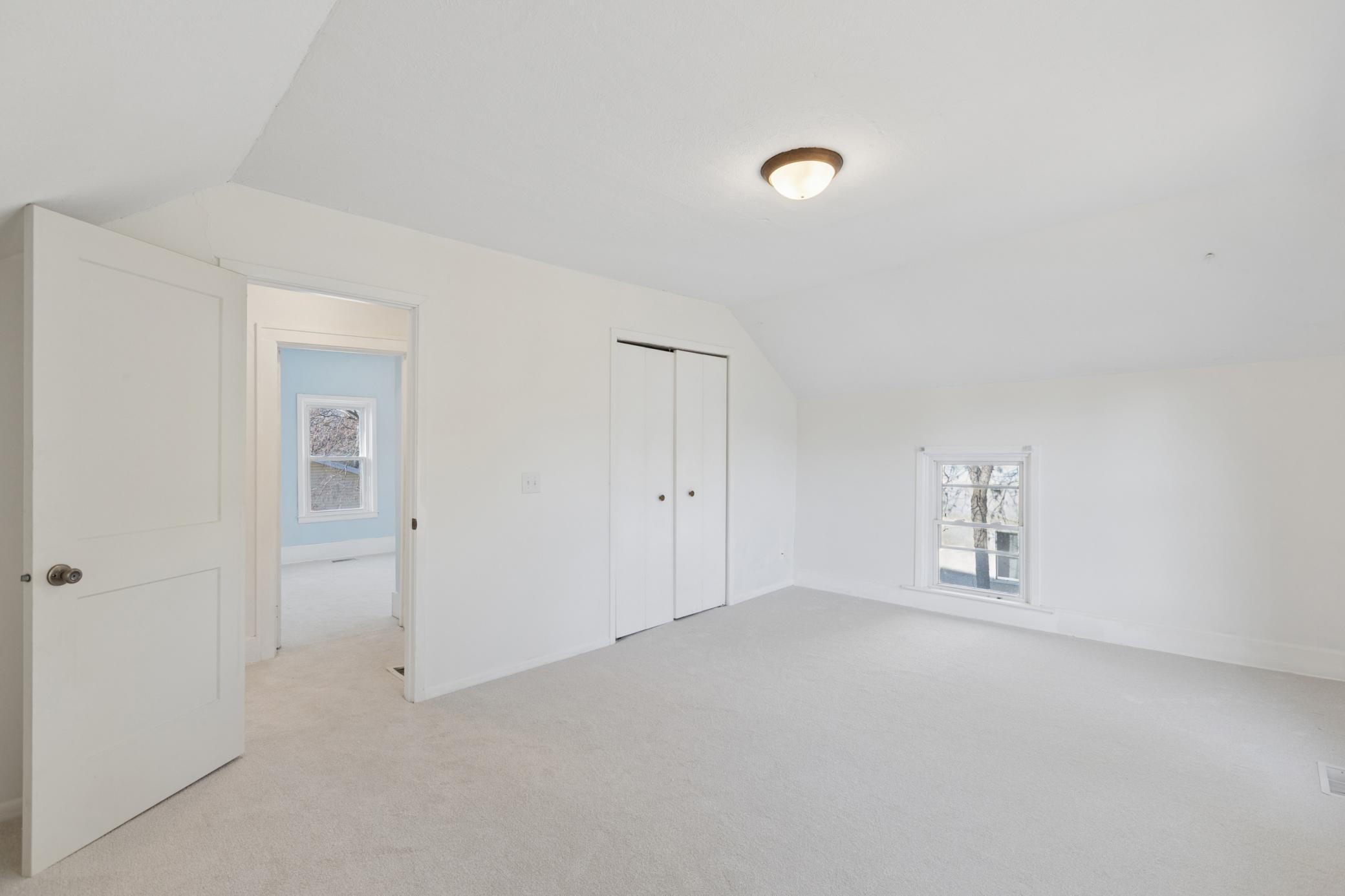 302 Benton Street