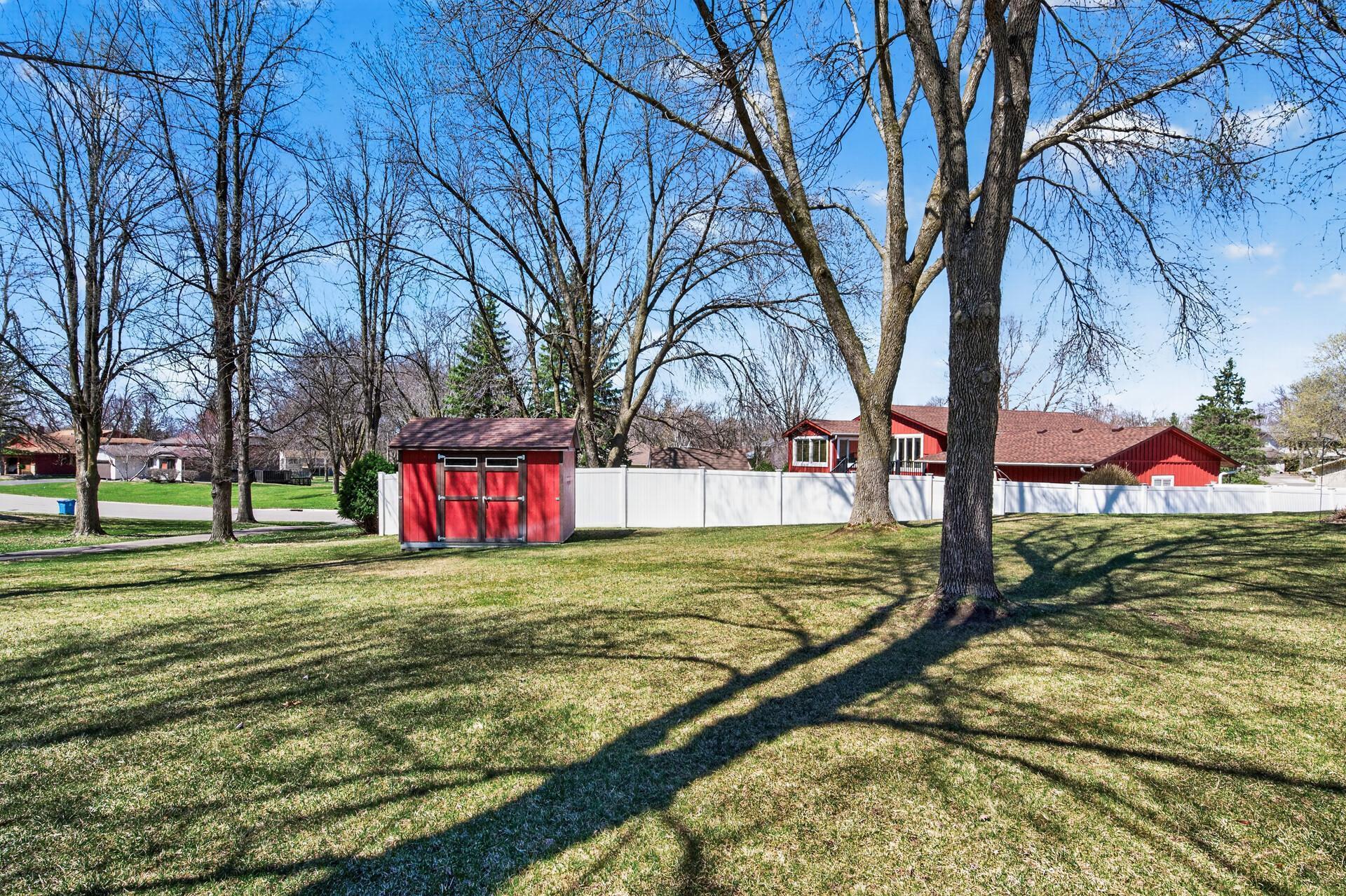 4615 Deerwood Lane N