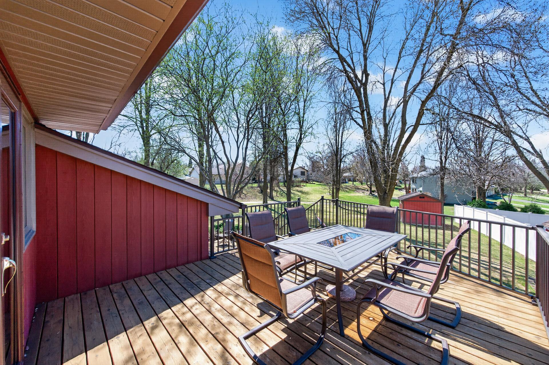 4615 Deerwood Lane N