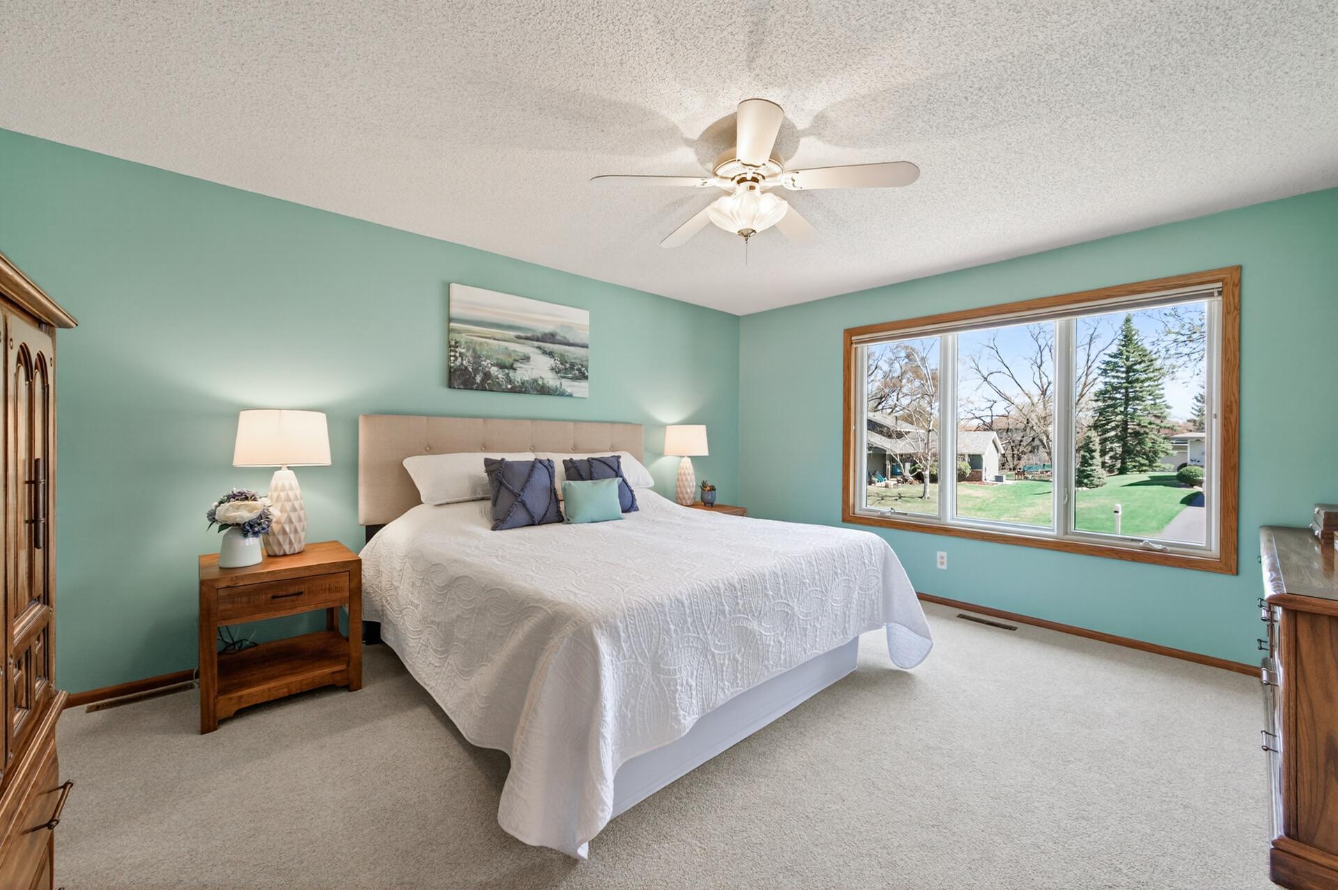 4615 Deerwood Lane N