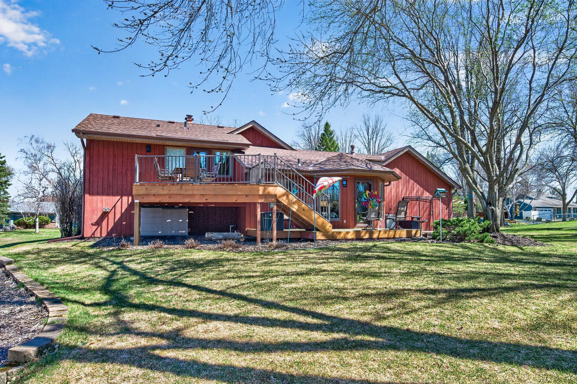 4615 Deerwood Lane N