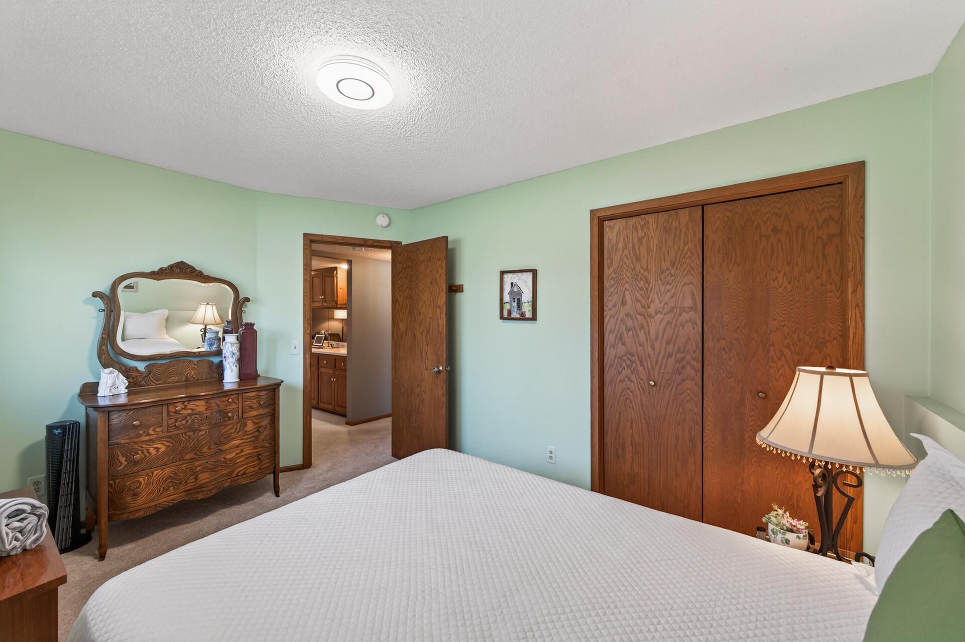 4615 Deerwood Lane N