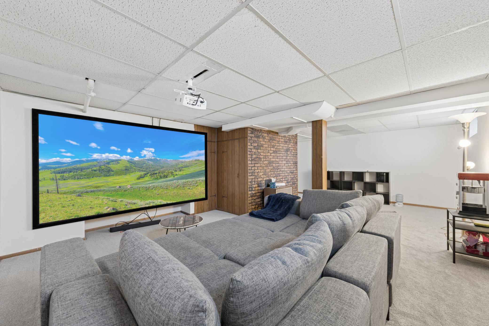 5649 Colfax Avenue N