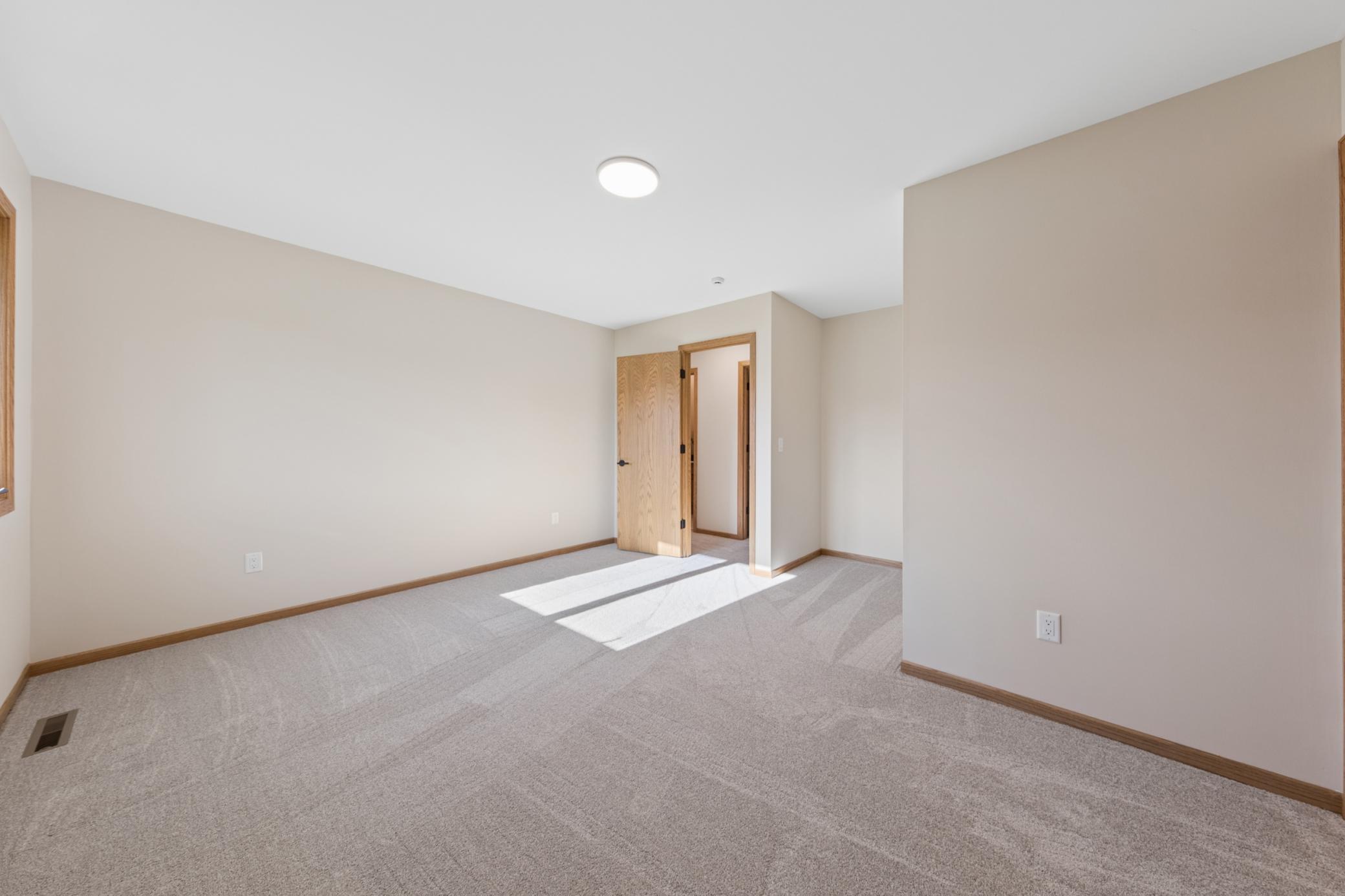 1193 Shawmut Street S