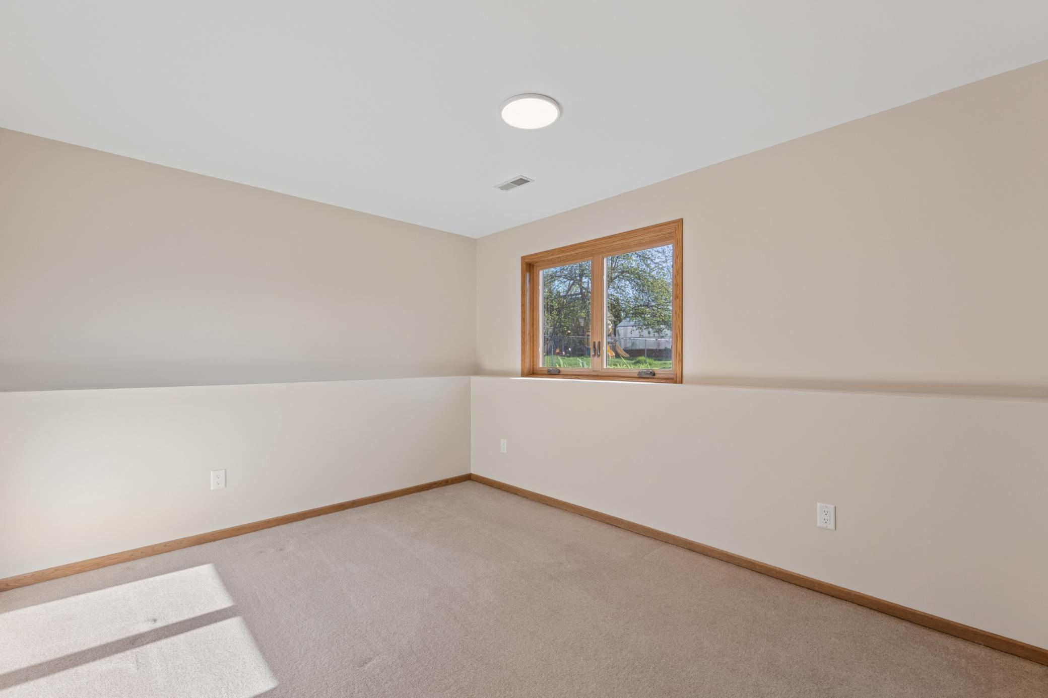 1193 Shawmut Street S