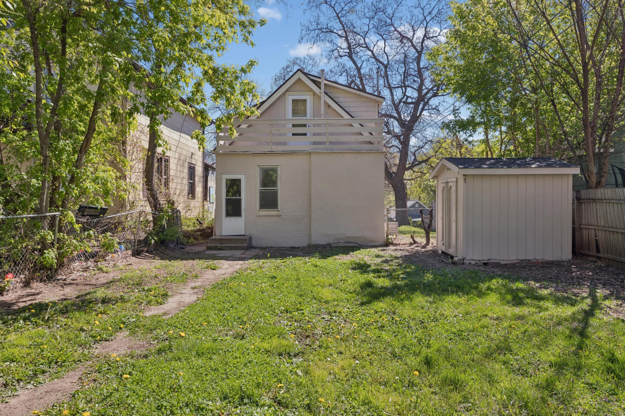 3427 N 6th Street