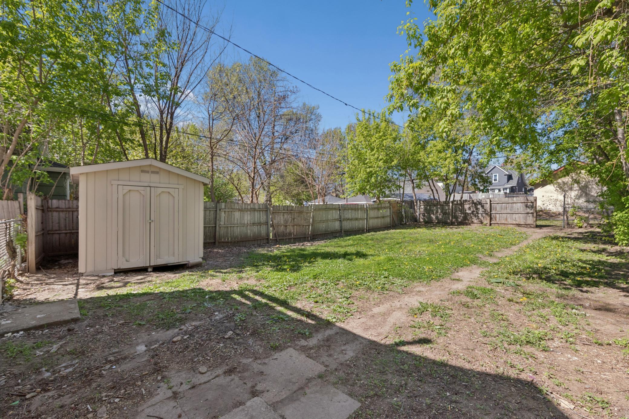 3427 N 6th Street