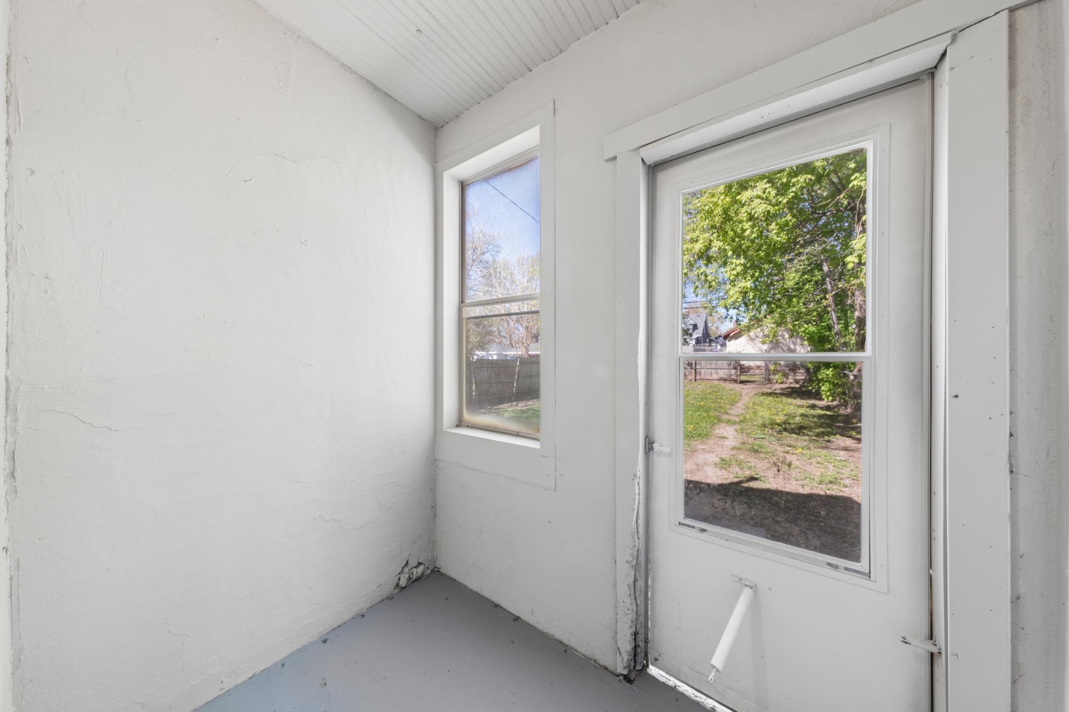 3427 N 6th Street