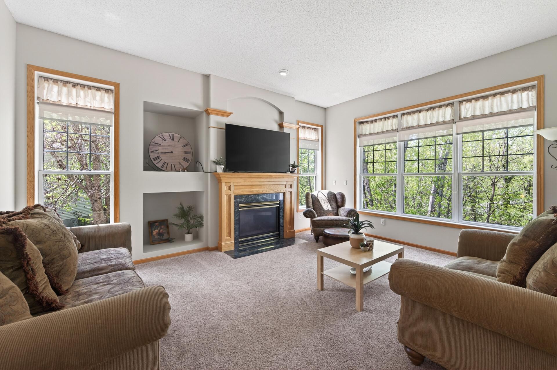 6341 Alwin Circle