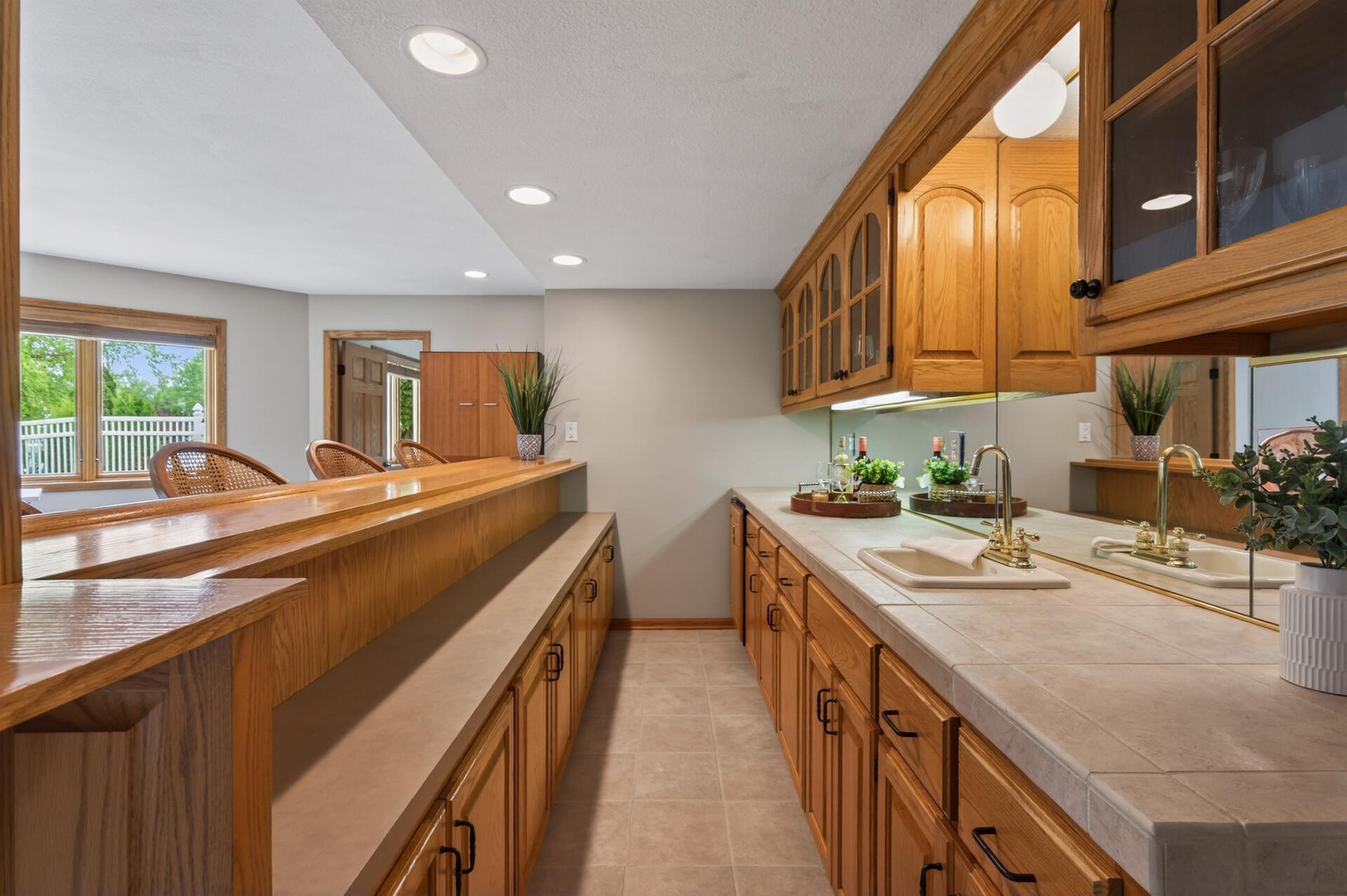 5555 Trenton Lane N