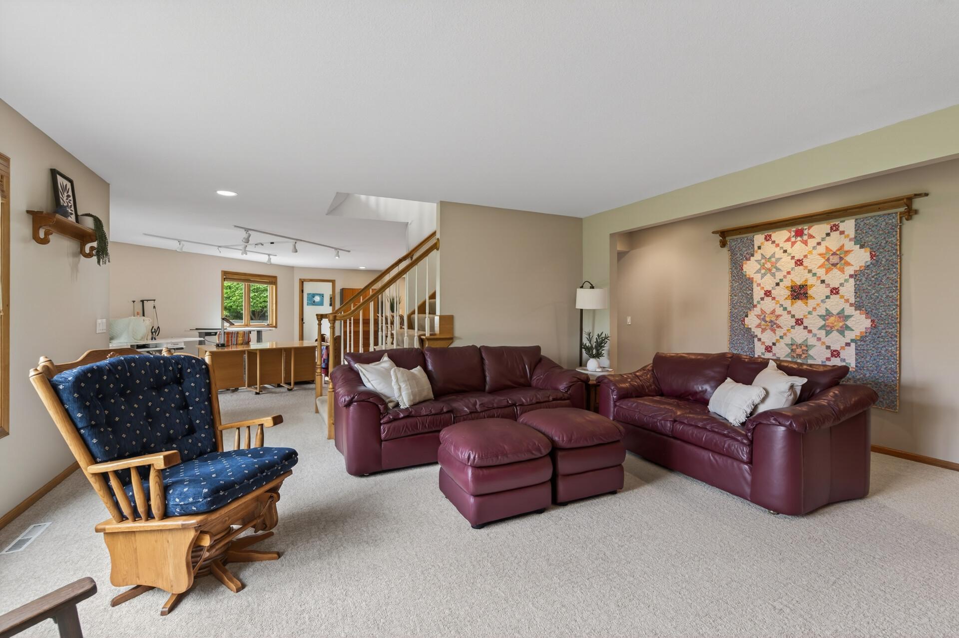 5555 Trenton Lane N