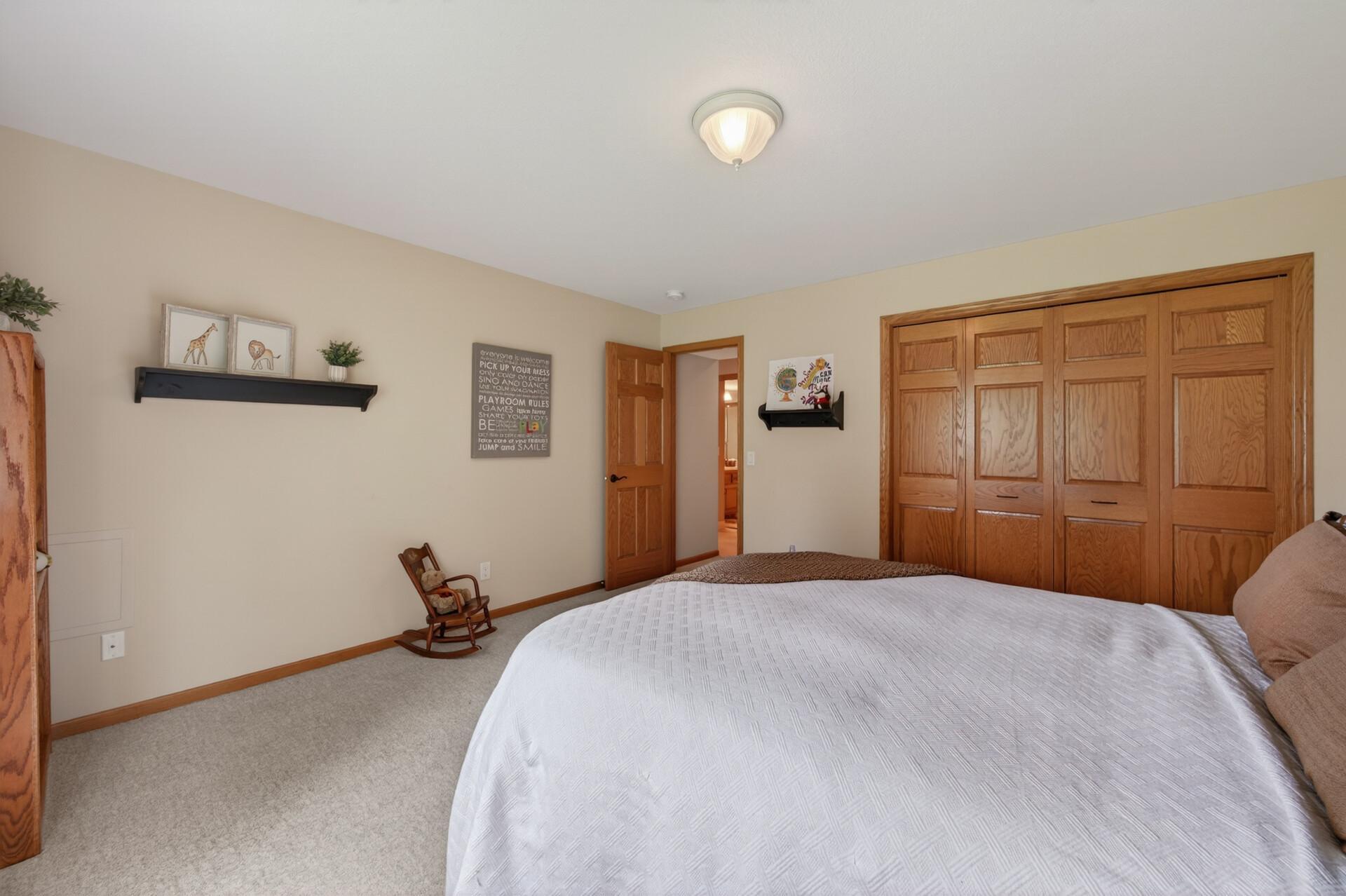 5555 Trenton Lane N