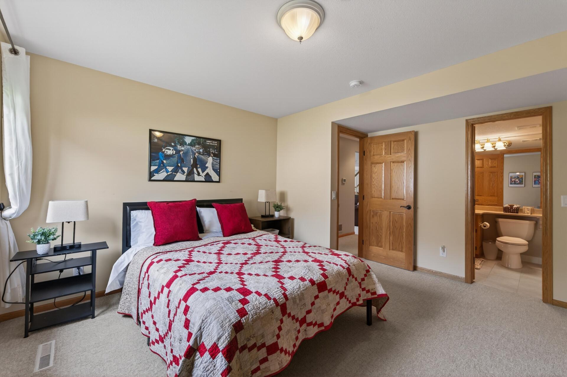 5555 Trenton Lane N