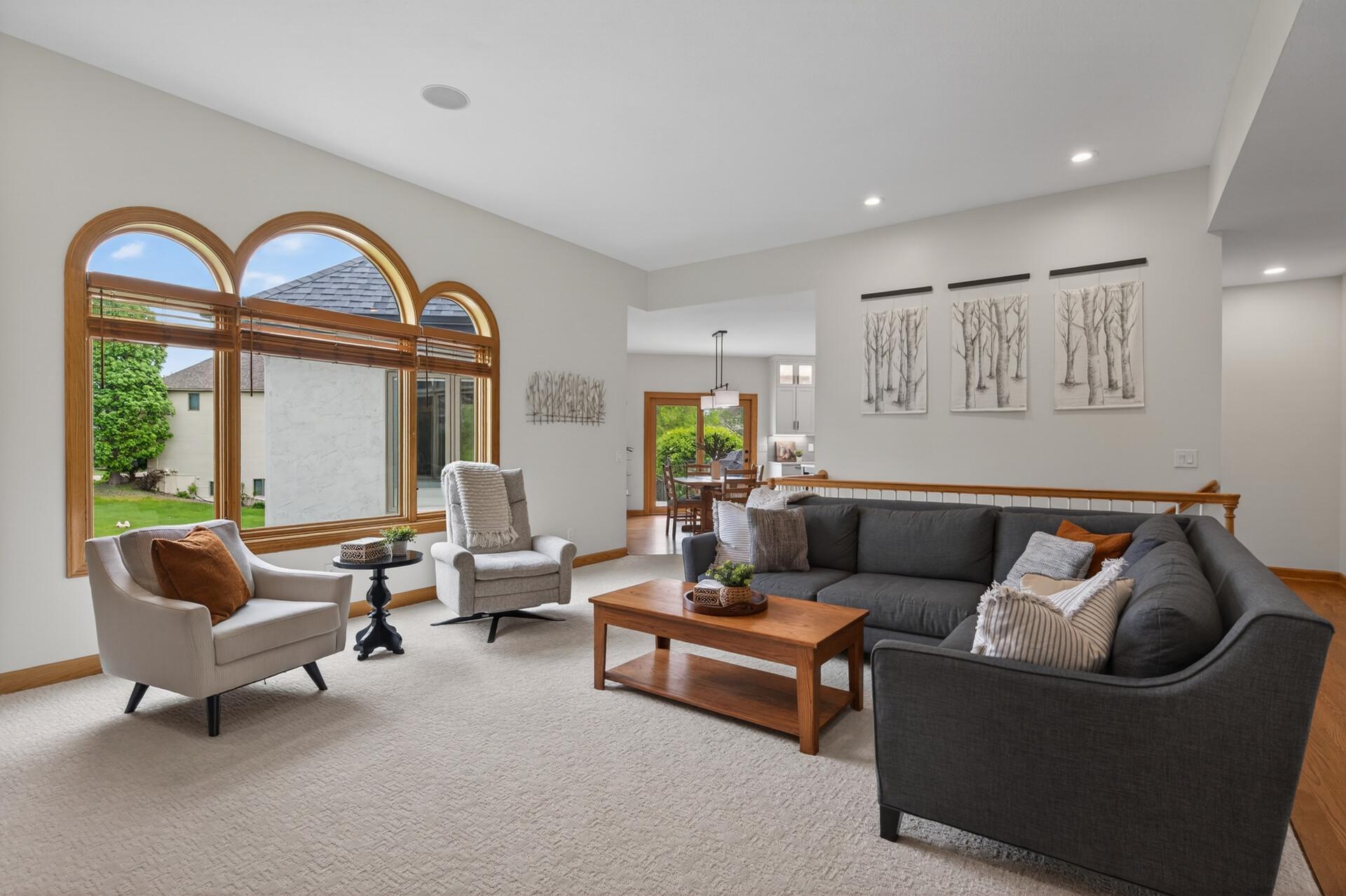 5555 Trenton Lane N