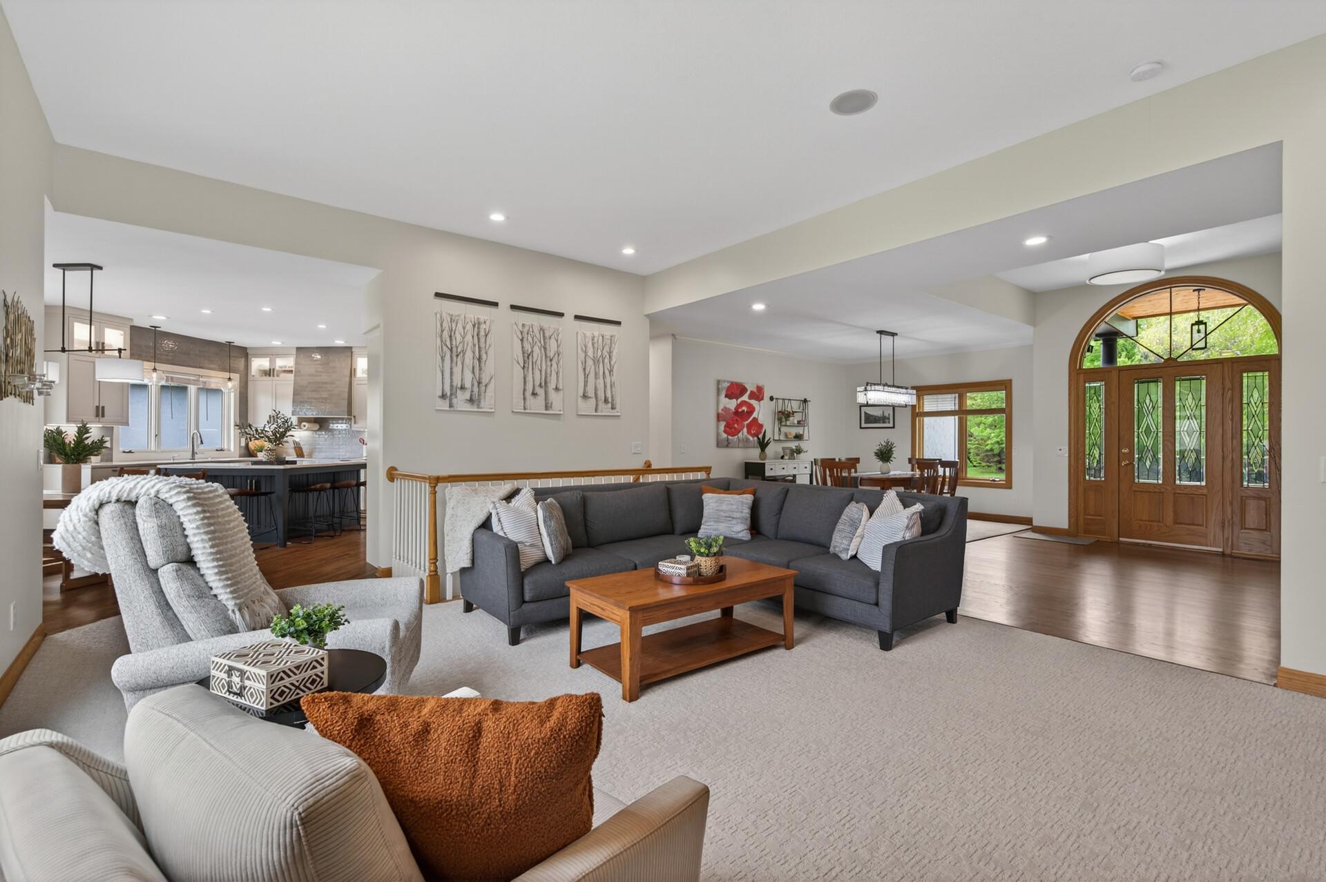 5555 Trenton Lane N