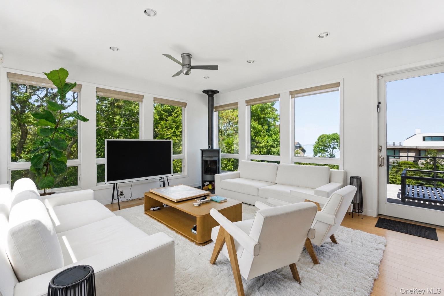 8 Old North Highway Unit: A