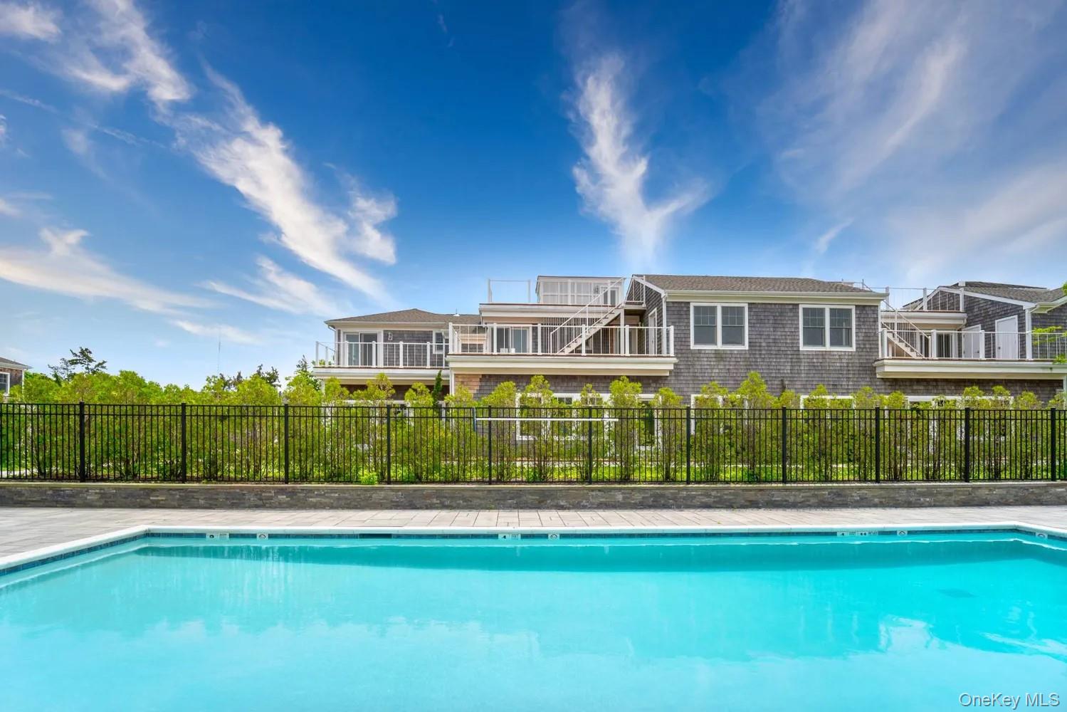 68 Foster Avenue Unit: 12