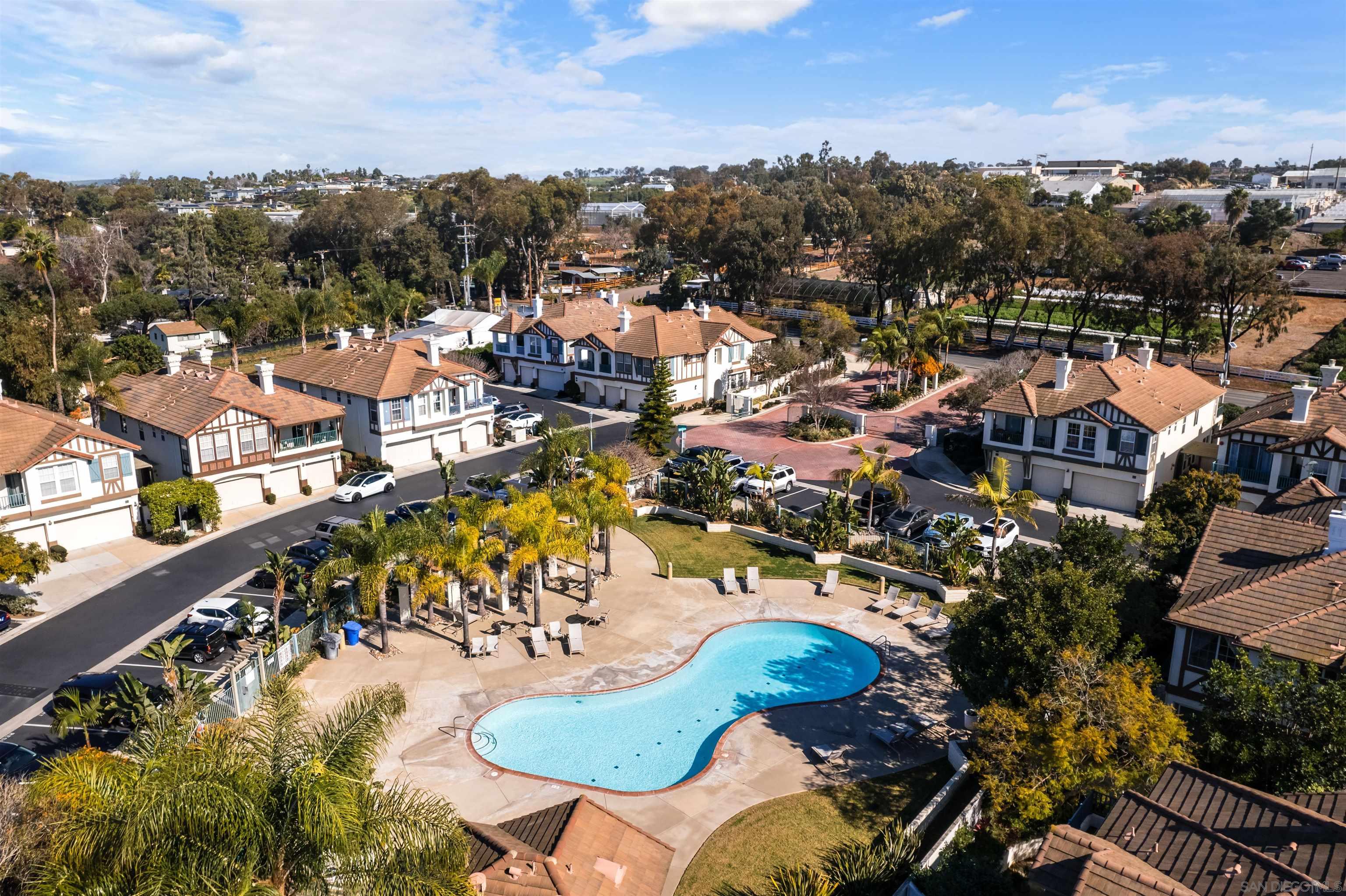 341 Carmel Creeper Pl