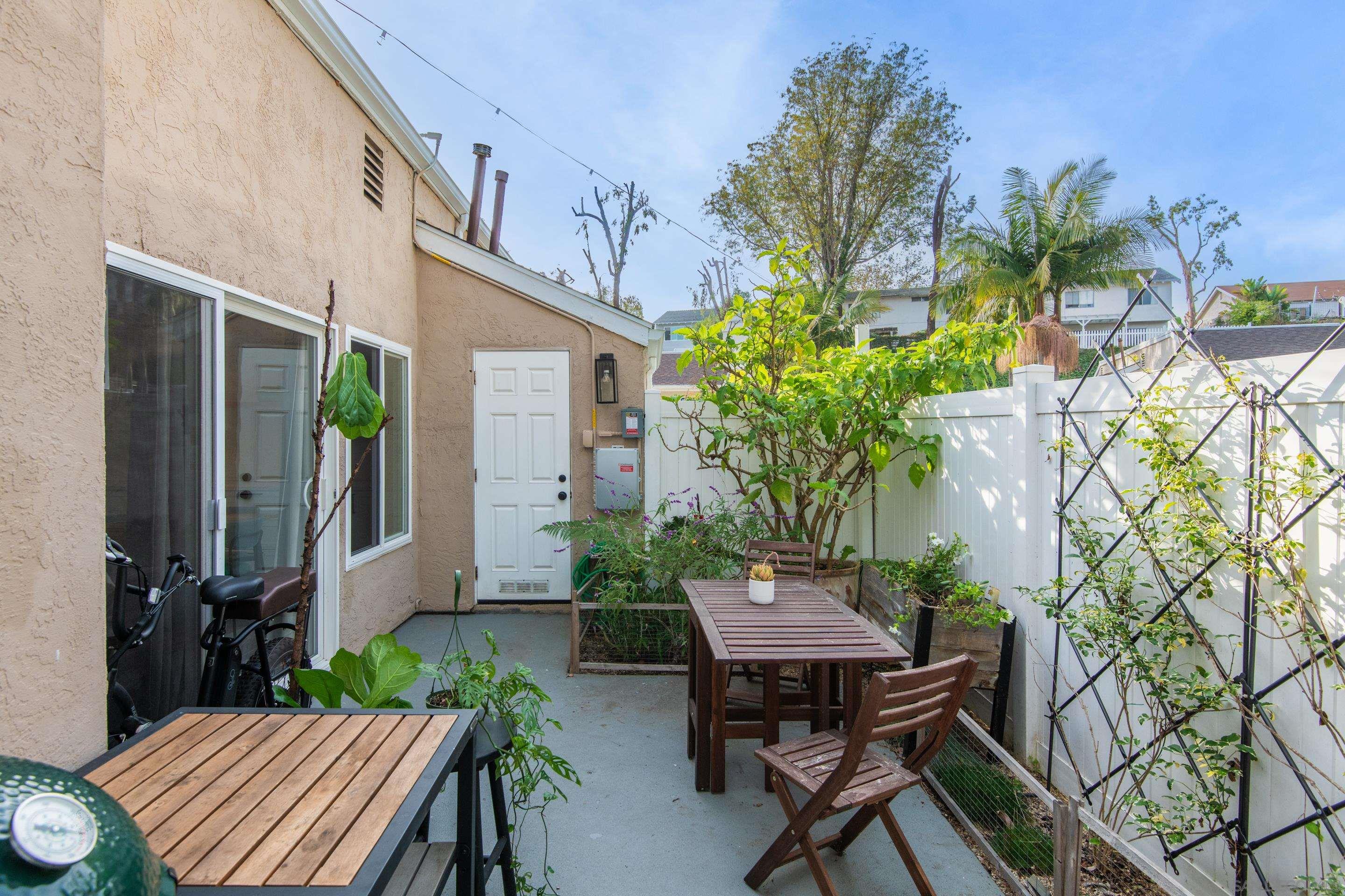 1350 Evergreen Dr
