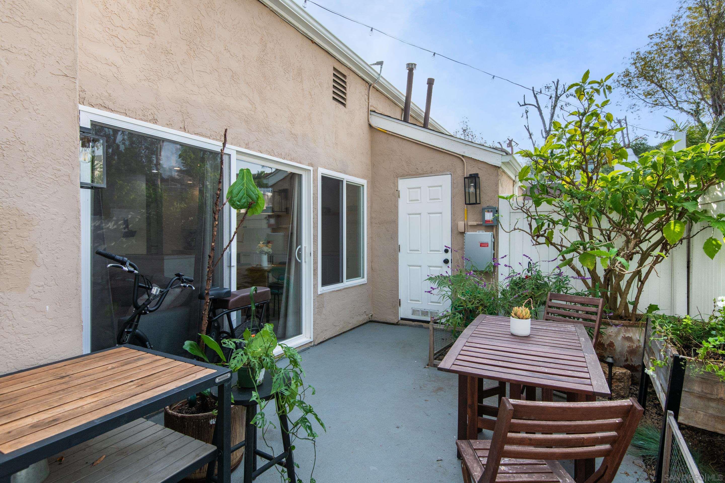 1350 Evergreen Dr