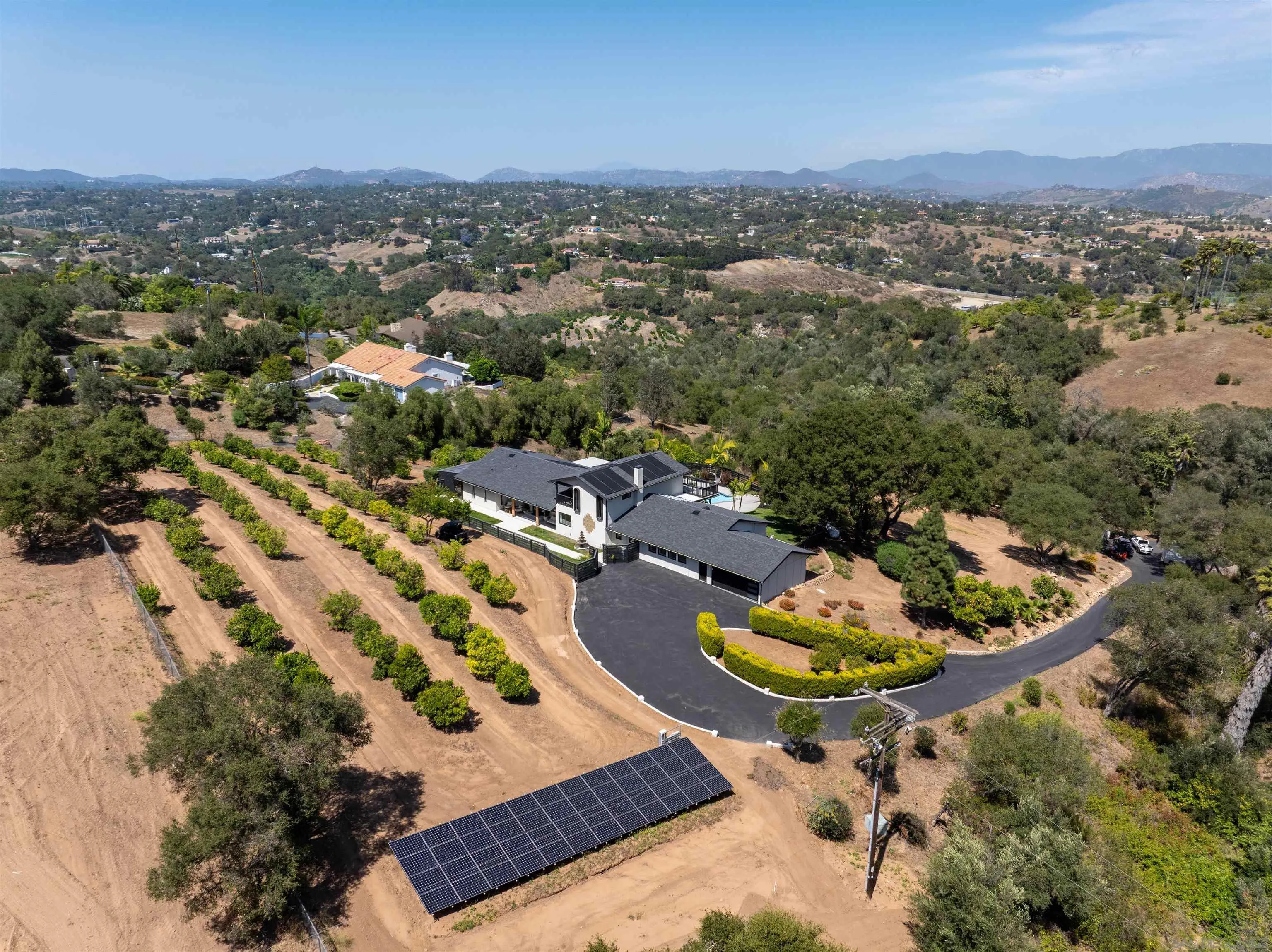 521 Rancho Camino